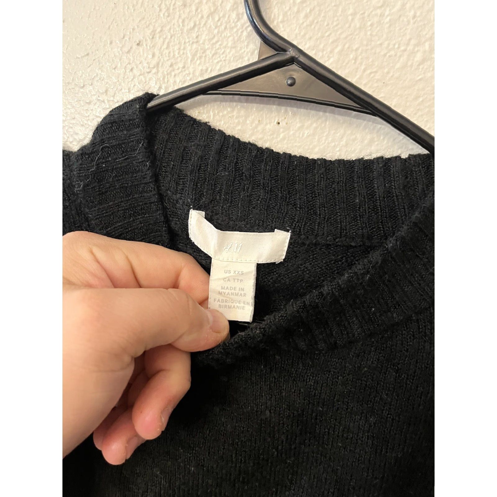H&M H&M Womens Sweater Black Long Sleeve Crew Neck XXS Acrylic Blend Pullover Size XXS / US 00 / IT 34 - 3 Thumbnail