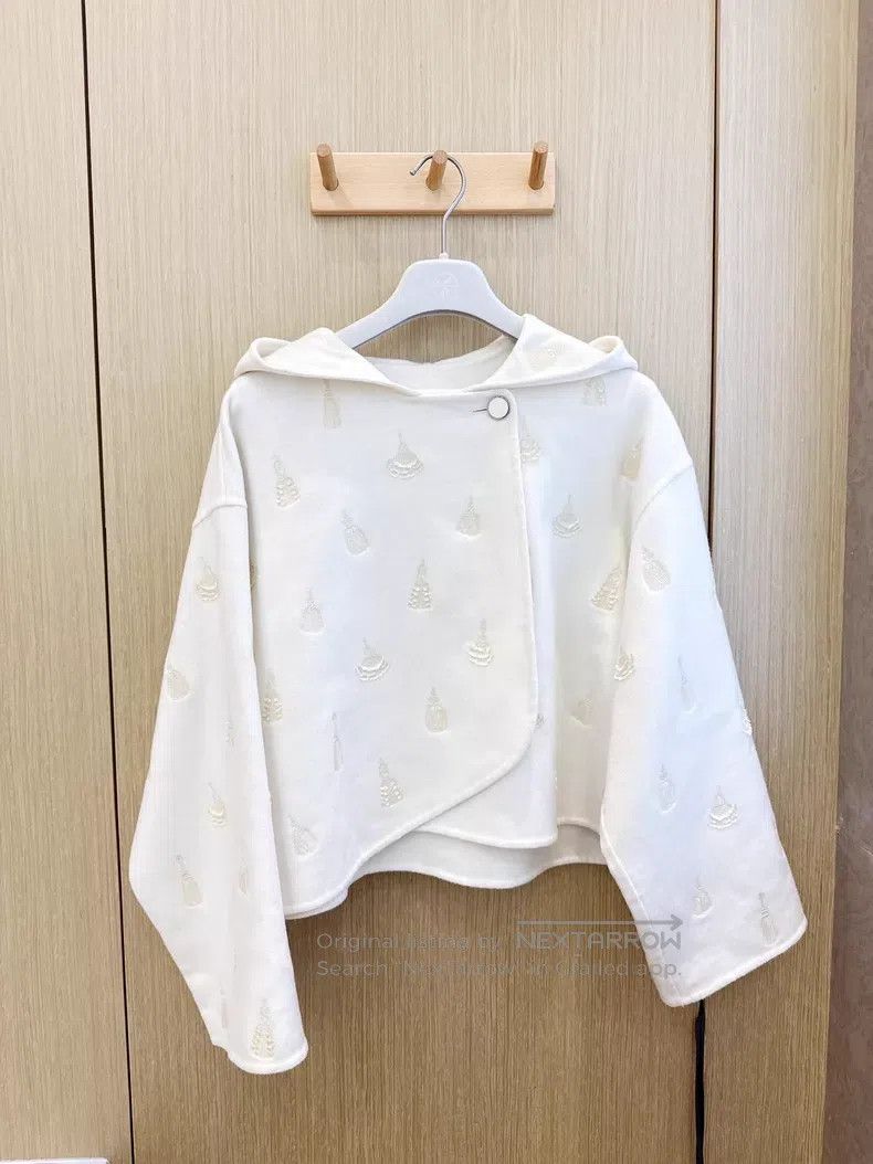 Hermes Hermes 25 ladies handmade embroidered cashmere coat, white Size XS / US 0-2 / IT 36-38 - 1 Thumbnail
