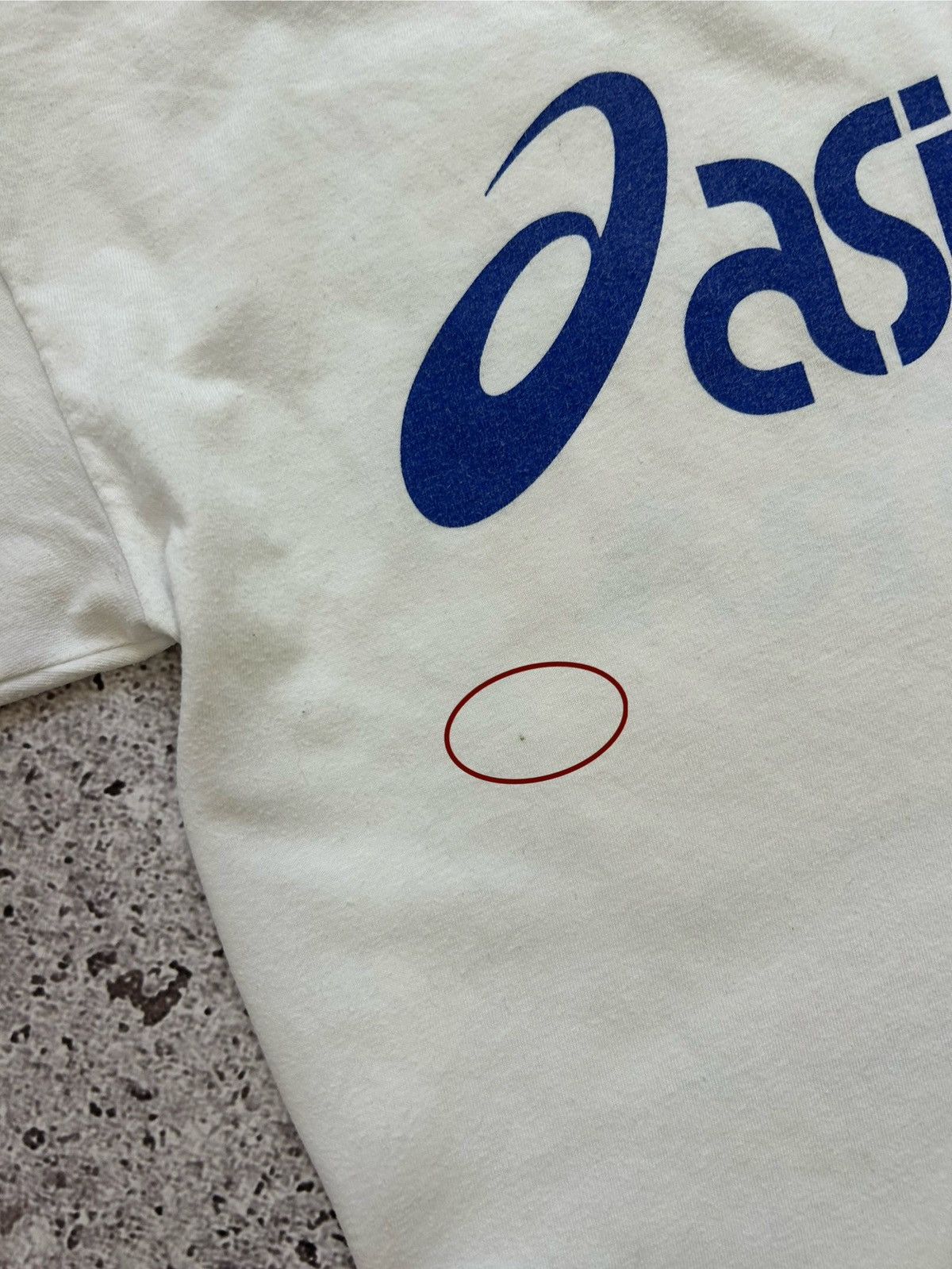 Asics × Japanese Brand × Vintage Vintage 90s 1999 ASICS The Flora London Marathon T-Shirt Size US S / EU 44-46 / 1 - 10 Thumbnail