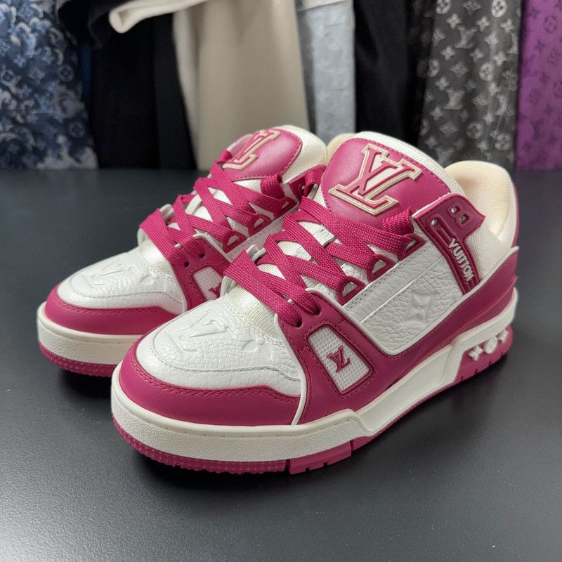 Louis Vuitton Louis Vuitton Stylish Low-top Sneakers in White and Purple 0079 Size US 5.5 / EU 38 - 1 Thumbnail