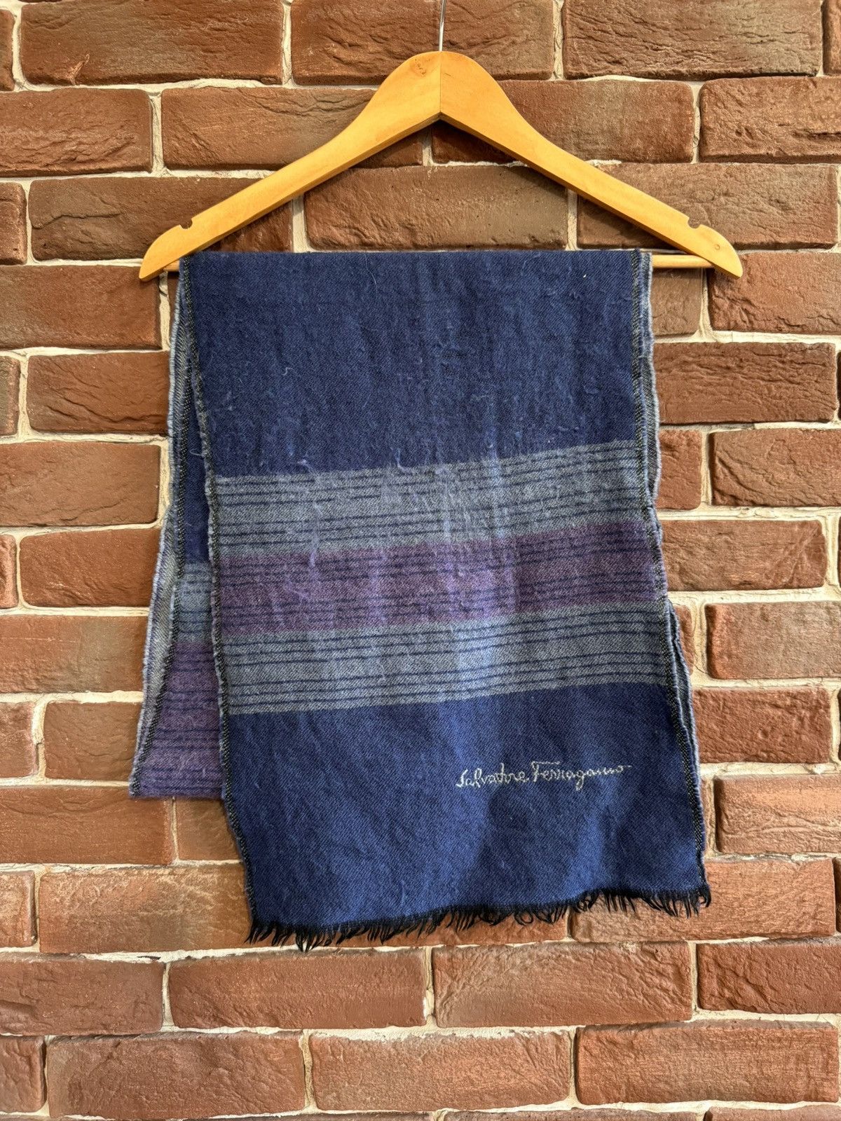 Salvatore Ferragamo Vintage Salvatore Ferragamo Scarf Winter Wool Silk Italy Size ONE SIZE - 1 Thumbnail