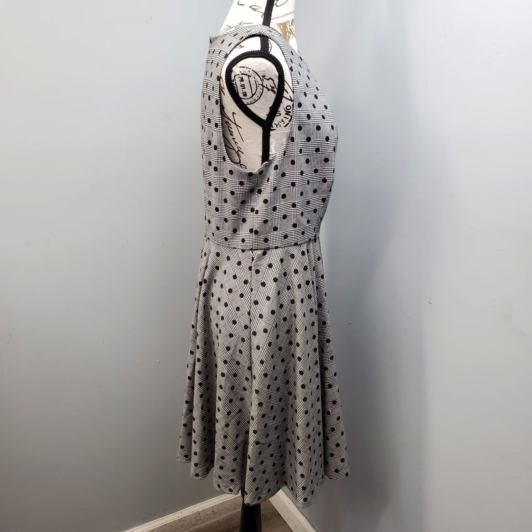 Vintage Elle Brand Fit & Flare Dress Womens Size 12 Black White Glen Plaid Polka Dot Back Zip Midi Sleeveless Spring Summer Casual Womens Size XL / US 12-14 / IT 48-50 - 7 Thumbnail