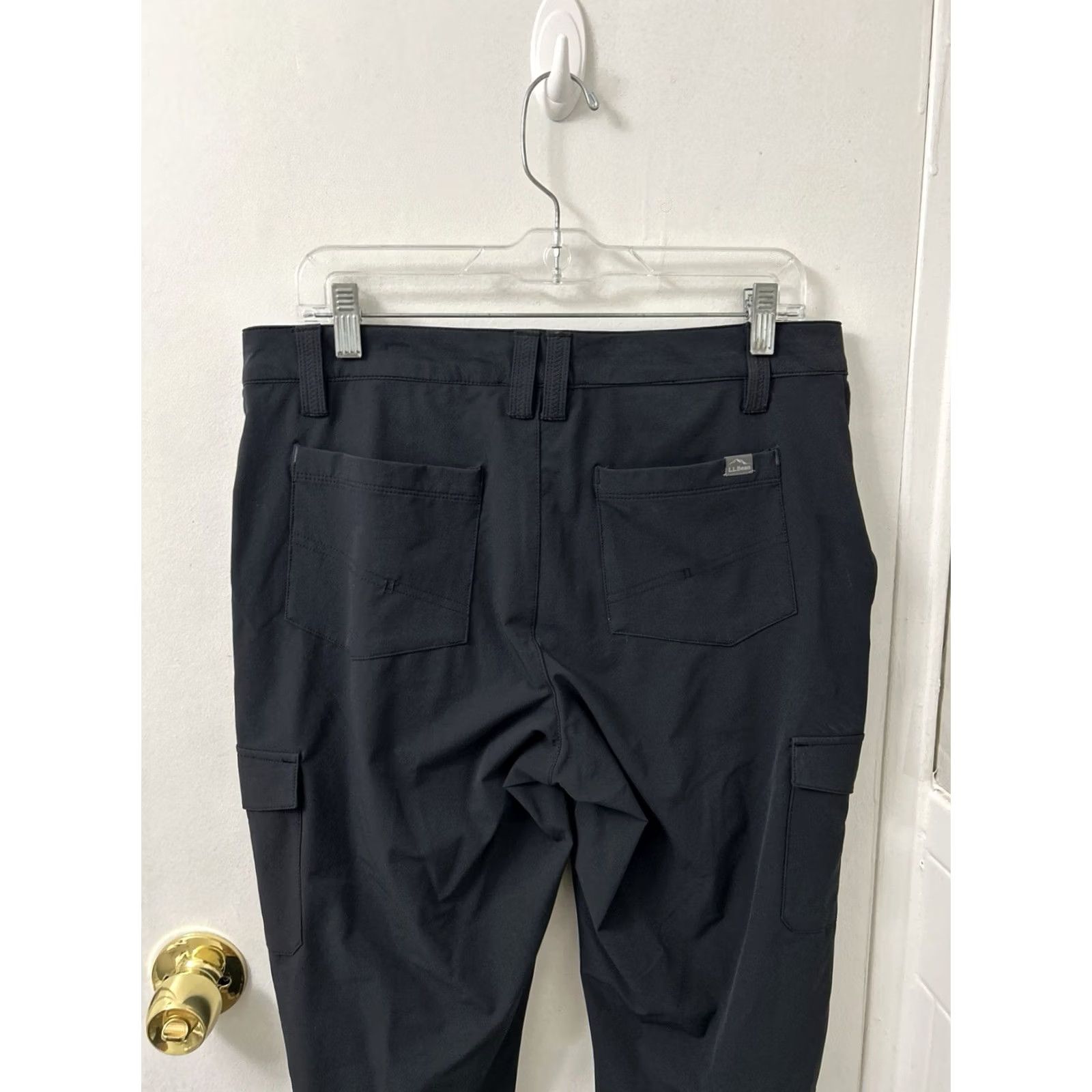 Vintage LL Bean Vista Camp Pants Womens 10 Black Cargo Hiking Outdoor Stretch Twill Nylon Blend Regular Straight Pockets Quick Dry Campwear Army 90s? Size 32" / US 10 / IT 46 - 6 Thumbnail