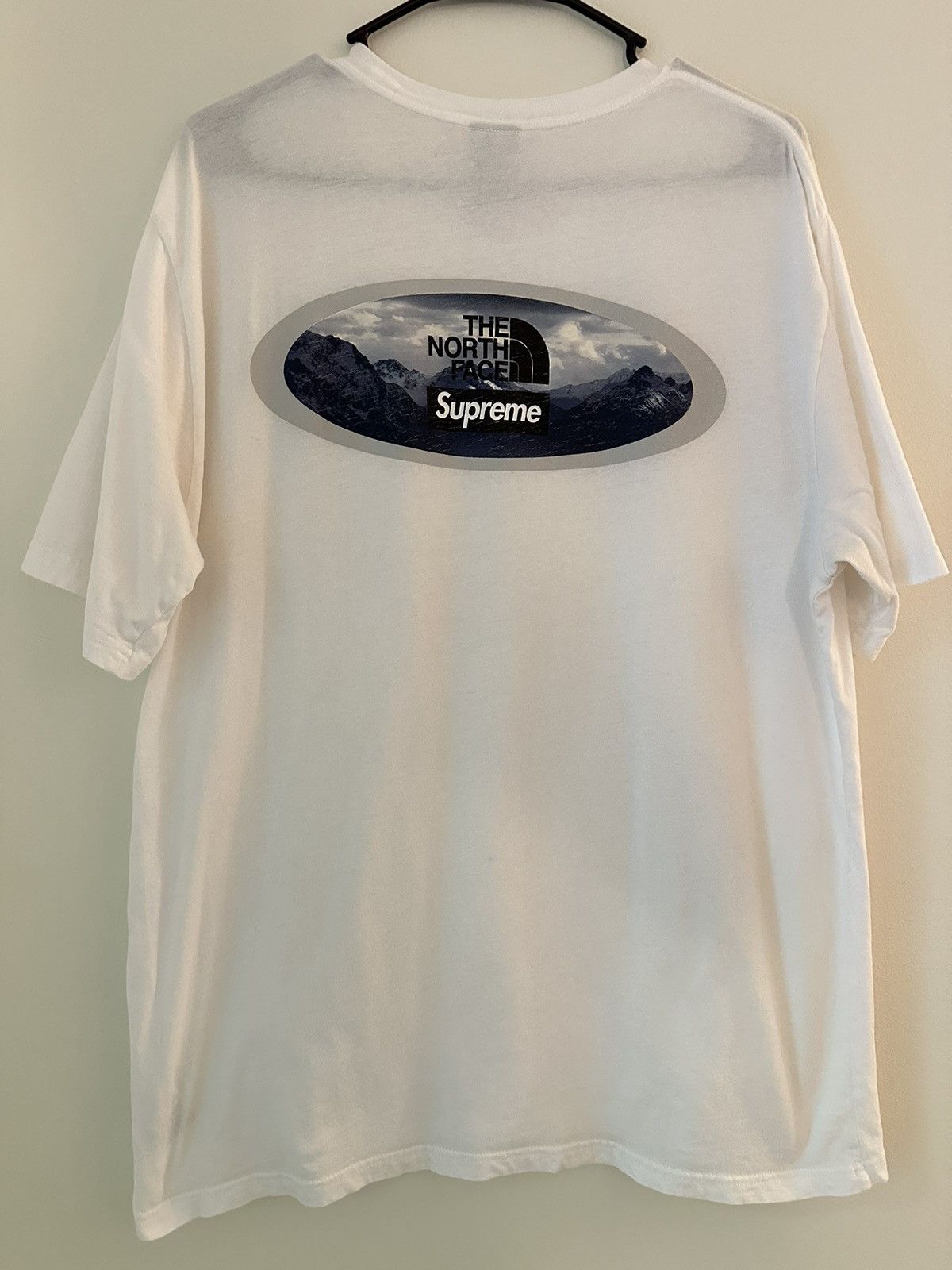 Supreme × The North Face Supreme The North Face Mountains Tee Size US L / EU 52-54 / 3 - 1 Thumbnail