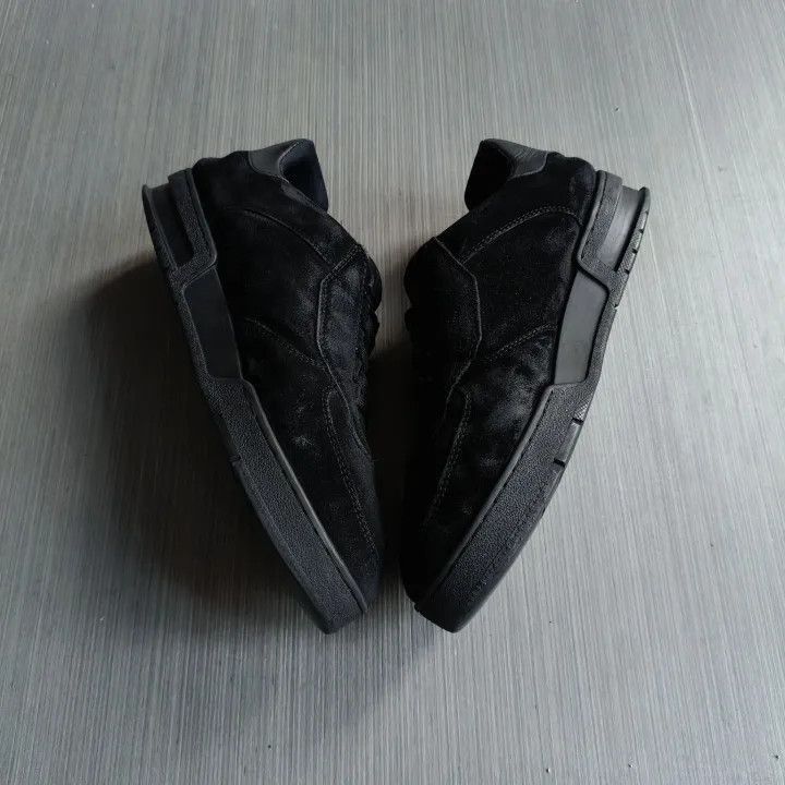 Louis Vuitton Louis Vuitton Trainer Sneakers in Black -2508 Size US 9.5 / EU 42-43 - 6 Thumbnail