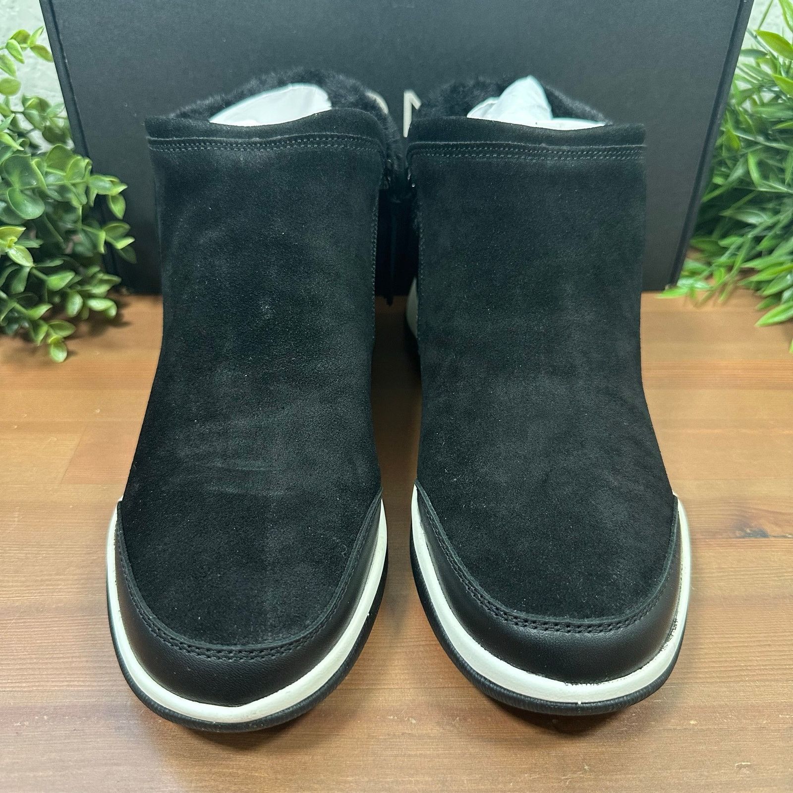 Vionic Vionic Norwood Water-Repellent Suede Boots Black Size 7.5 Size US 7.5 / IT 37.5 - 4 Thumbnail