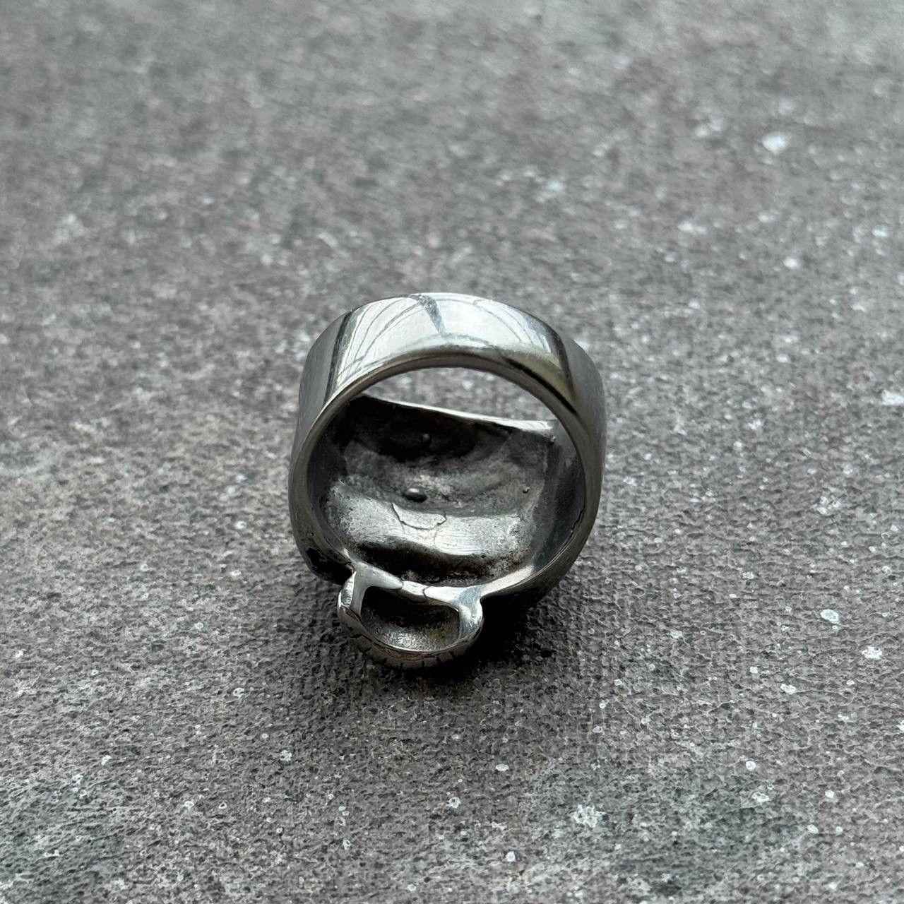 Vintage Gothic Skull 💀 Vintage Silver Ring Size ONE SIZE - 5 Thumbnail