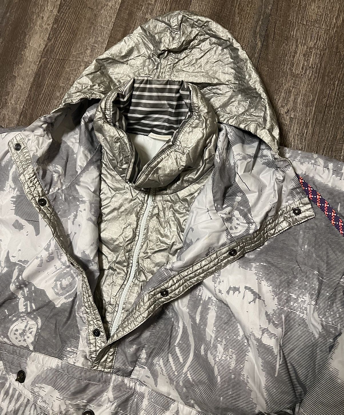 Vintage Vintage Luhta Made in Finland Astronaut Snow Puffer Jacket Size US XL / EU 56 / 4 - 2 Thumbnail