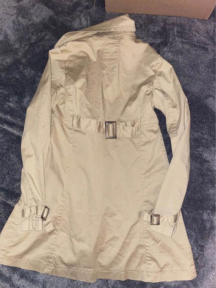 Designer Creamy Colored Trench Coat Style Jacket Size ONE SIZE - 4 Thumbnail
