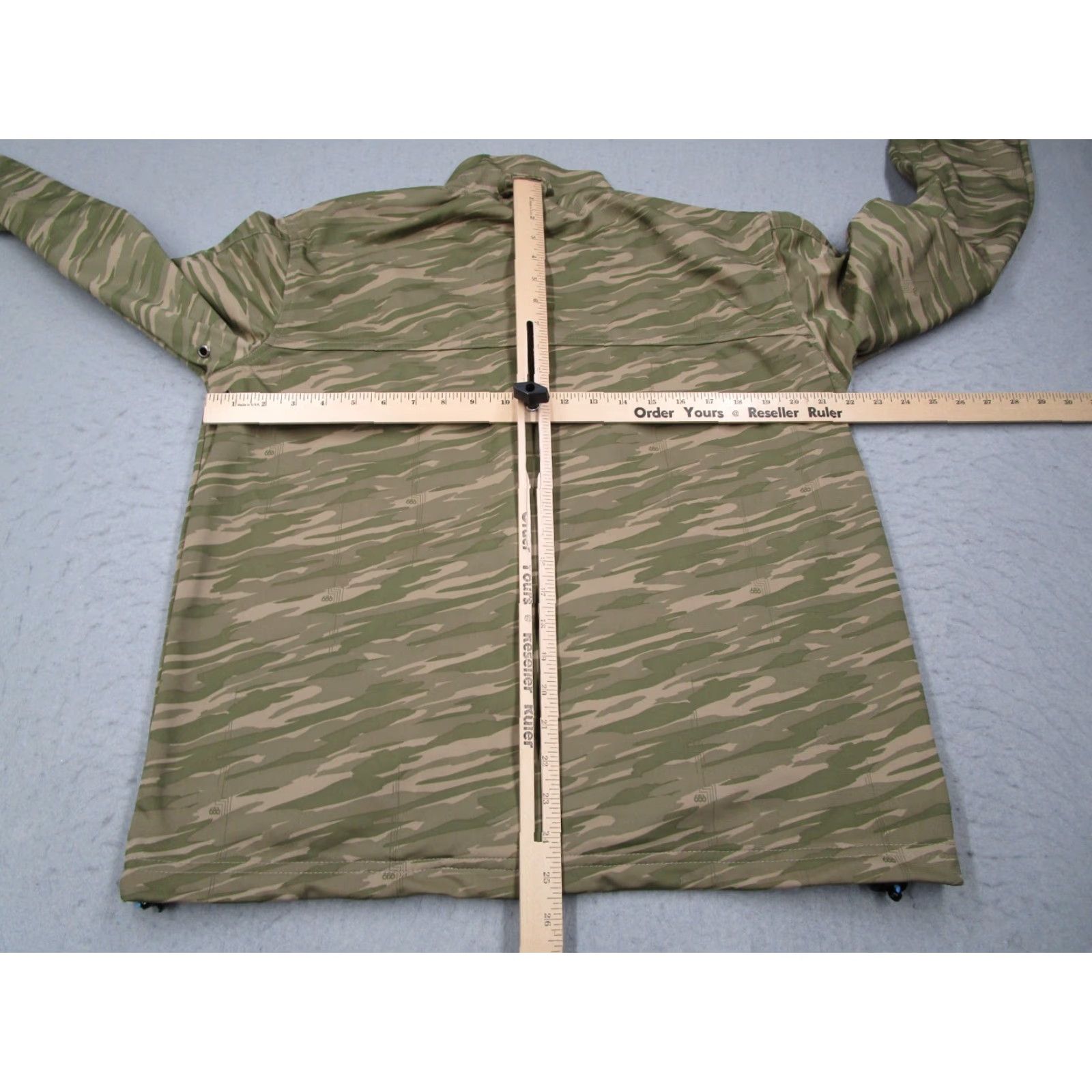 686 686 Bomber Jacket Mens Medium Green Camo Full Zip Pockets Polyester Camouflage Army Outdoor Skiing Size US M / EU 48-50 / 2 - 4 Thumbnail