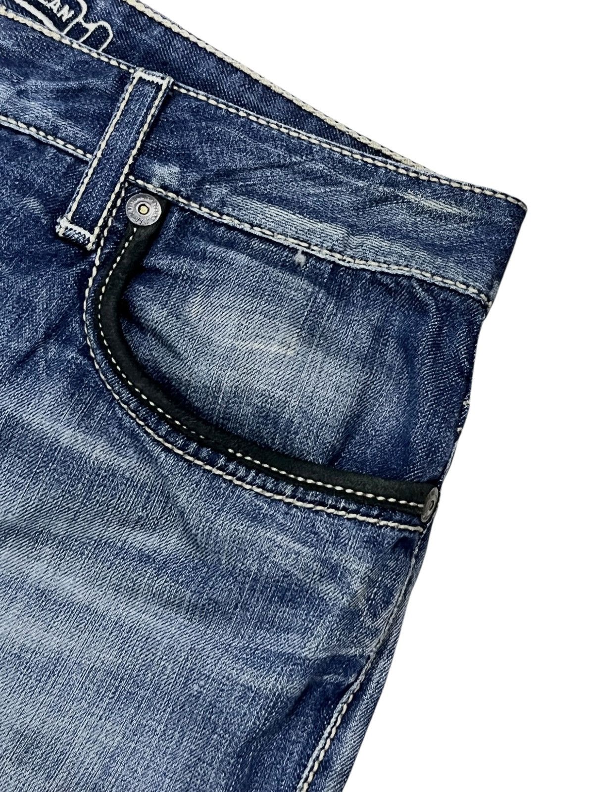 Asspizza × Robins Jeans 🔥Robin's Jean Studded Flap Distressed Denim USA Made (W33) Size US 33 - 8 Thumbnail
