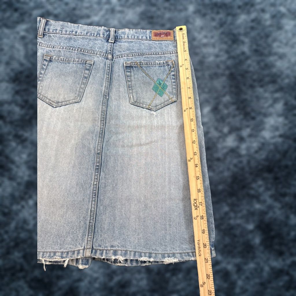 Vintage VINTAGE Tyte Jeans Womens Jeans 28 Midi Light Wash Embroidered Distressed 90s Blue Denim Womens M Size 28" / US 6 / IT 42 - 1 Thumbnail