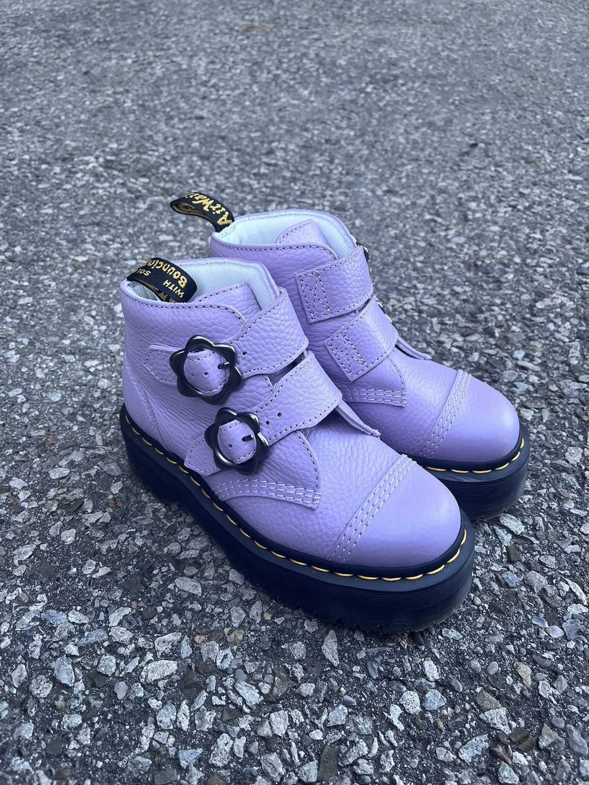 Dr. Martens Dr. Martens, Devon Flower Buckle Leather Platform Boots Size US 5 / IT 35 - 1 Thumbnail