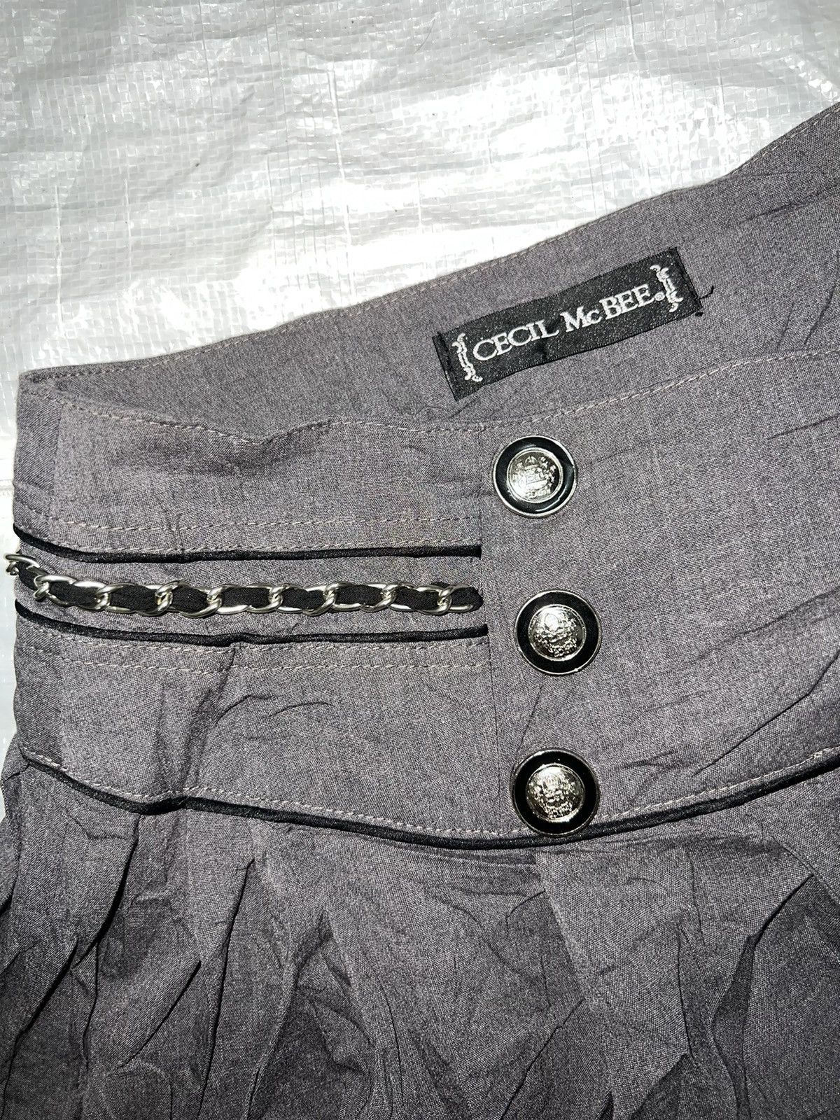 Japanese Brand CECIL McBEE grey pleated skirt 🎀☠️ Size 27" / US 4 / IT 40 - 11 Thumbnail