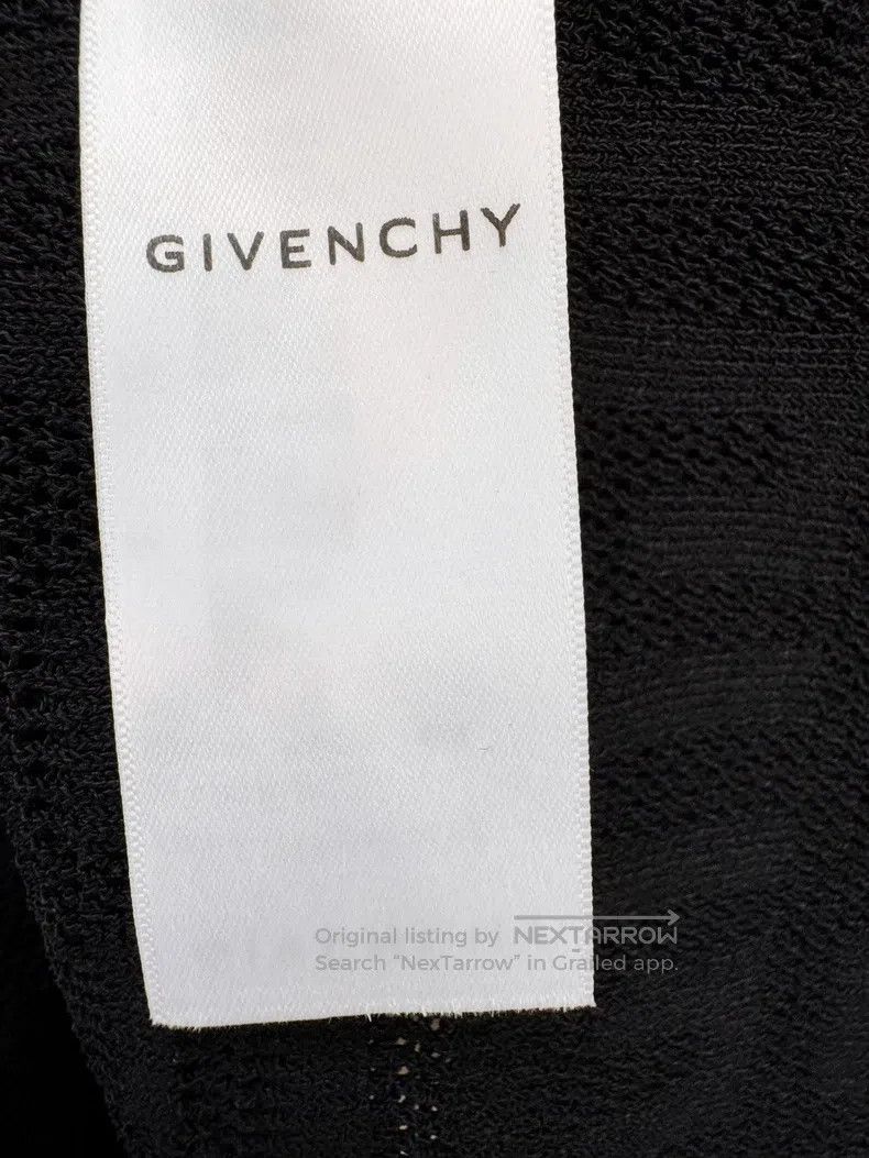 Givenchy Givenchy New With Tag Classic Ribbed High-neck Long Sleeve Size US L / EU 52-54 / 3 - 5 Thumbnail