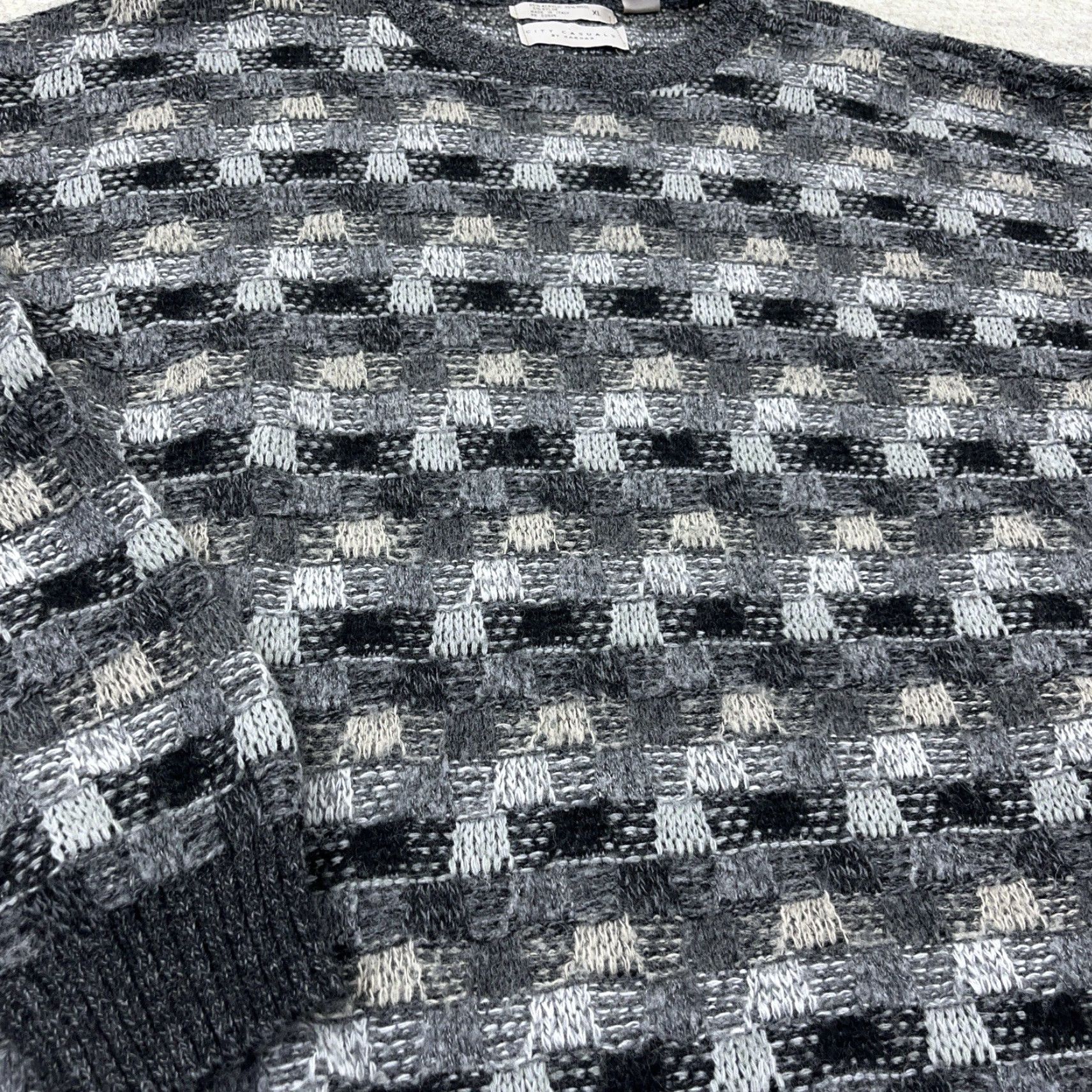 Vintage VINTAGE Hagger Sweater Men XL Gray Wool Blend Geometric Knit 80s 90s Retro Grunge Cosby Grandpa Pullover Knit Size US XL / EU 56 / 4 - 3 Thumbnail