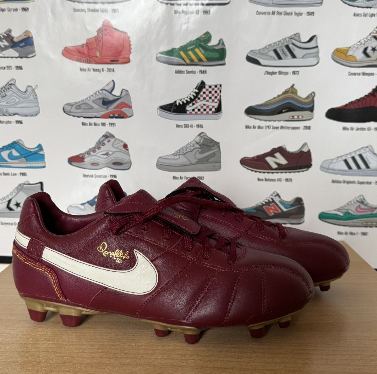 Nike Nike Tiempo Ronaldinho Size US 6 / EU 39 - 3 Thumbnail