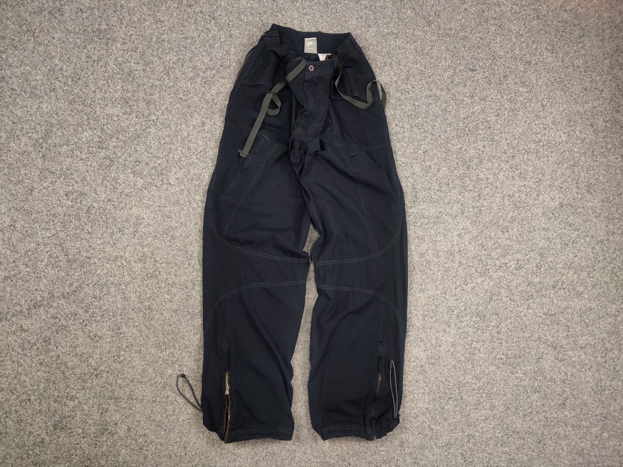 Nike Vtg Nike Baggy Cargo Zip Logo drawstrings Pants Y2K Style Size US 34 / EU 50 - 7 Thumbnail