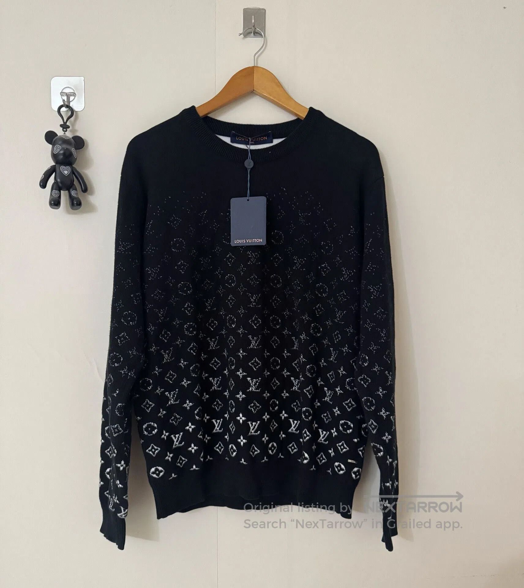 Louis Vuitton black and white gradient patterned sweater. Size US L / EU 52-54 / 3 - 1 Thumbnail