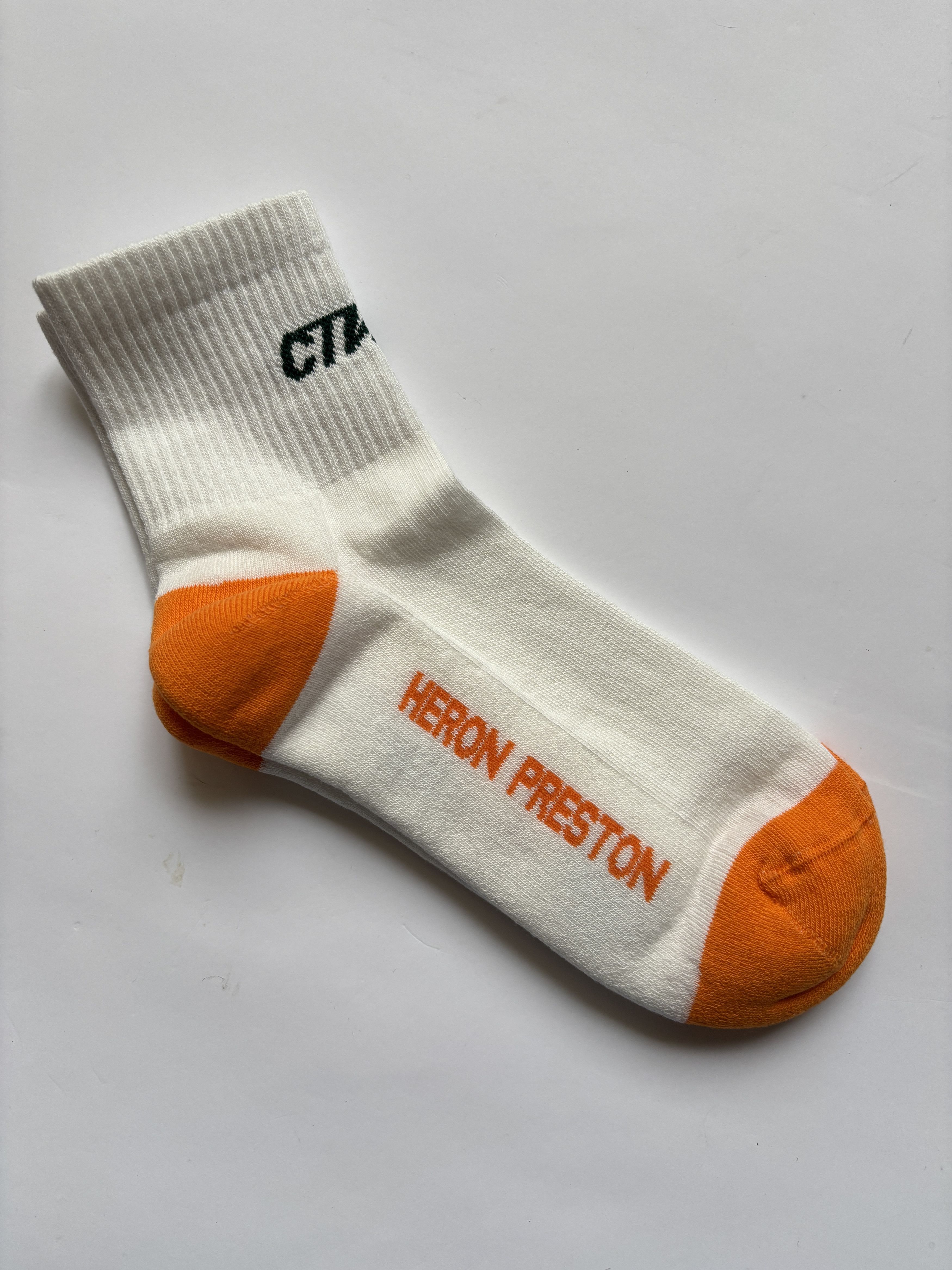Heron Preston ⚡️QUICK SALE⚡️Heron Preston CTNMB White Logo Socks Size ONE SIZE - 4 Thumbnail