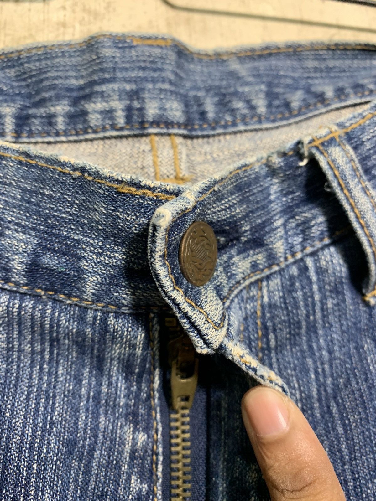 Japanese Brand 🔥DISTRESSED DENIM MICKEY PATCHERS W32 Size US 32 / EU 48 - 9 Thumbnail