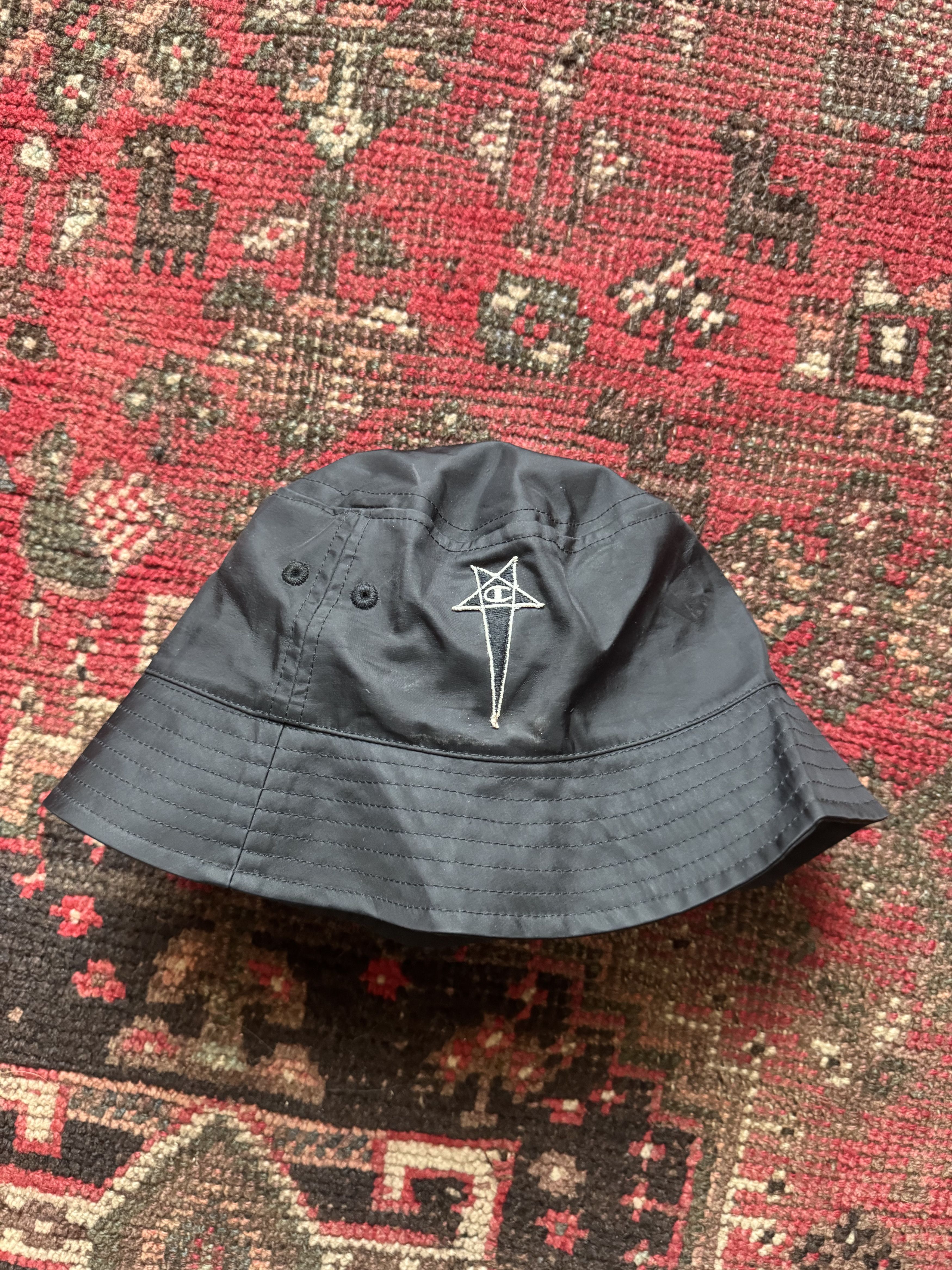 【CHAMPION AND RICK OWENS】バケットハット L-XL RICK OWENS(リックオウエンス) ×Chanpion GILLIGAN HAT -CHNY