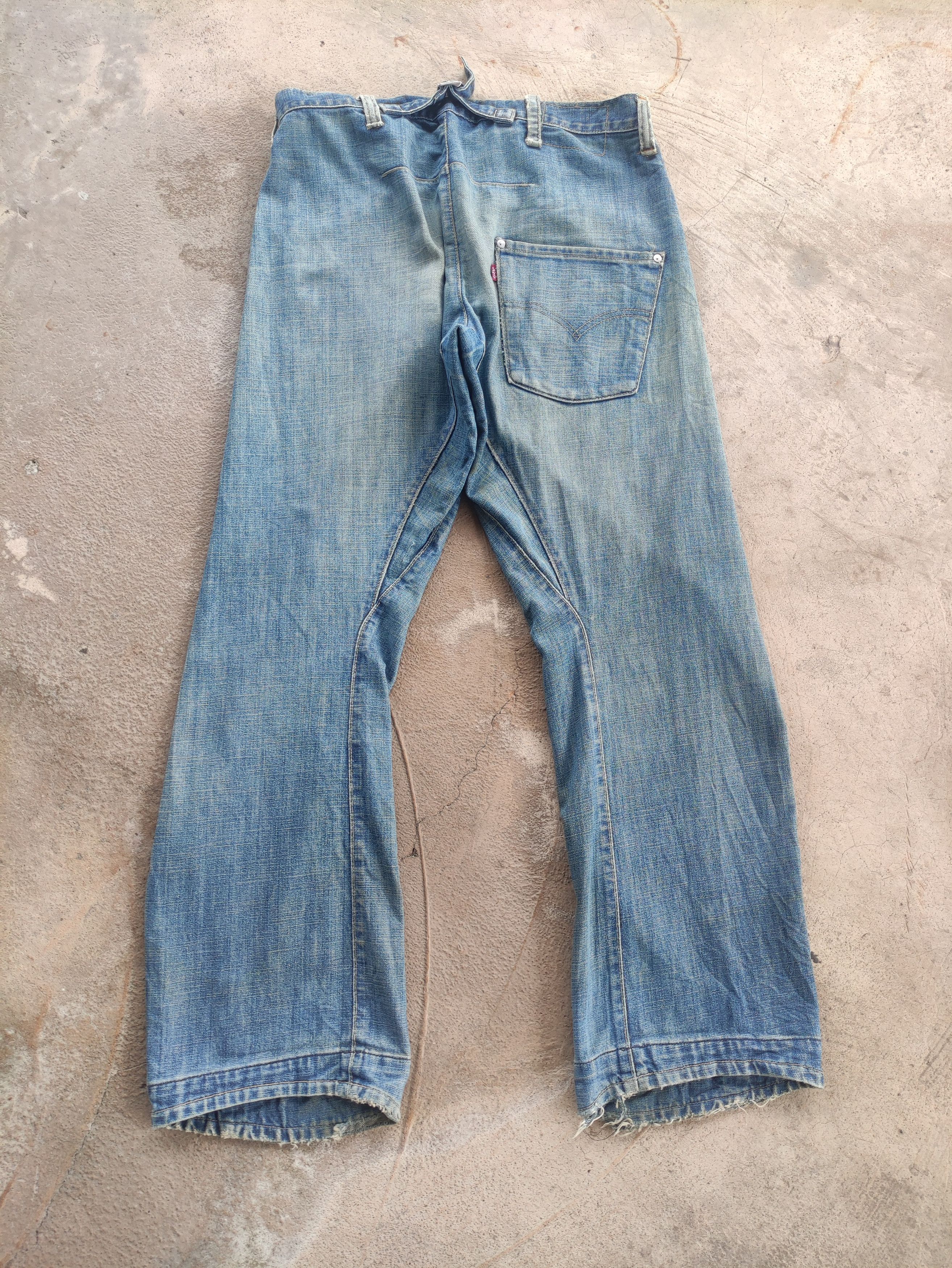 Levi's Vintage Levis Jean Baggy Button Distressed Faded Denim Size US 34 / EU 50 - 8 Thumbnail