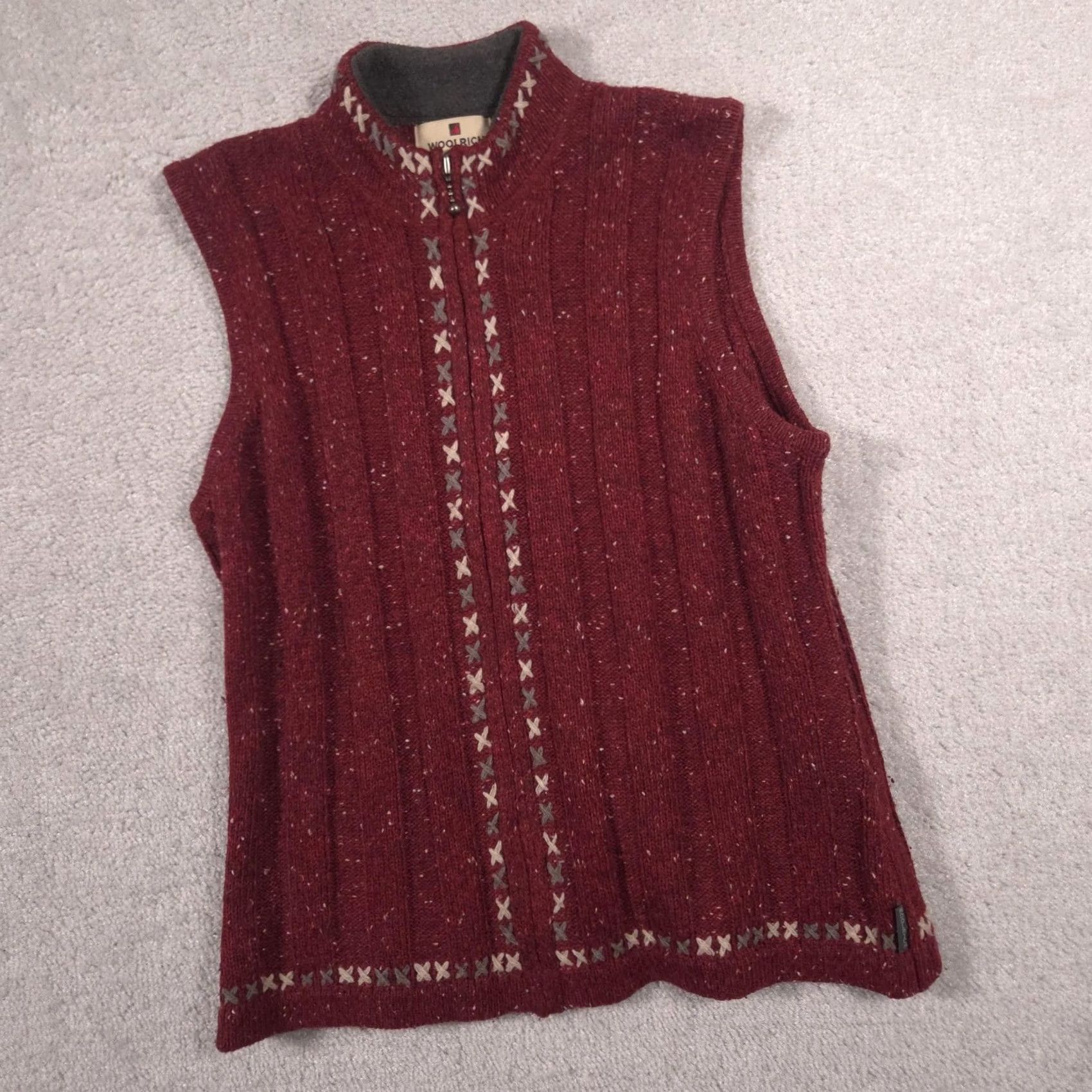 Vintage Woolrich Sweater Vest Womens Small Red Full Zip Mock Neck Ruby Heather Knit Vest Geometric Embroidered Zipper Size S / US 4 / IT 40 - 3 Thumbnail