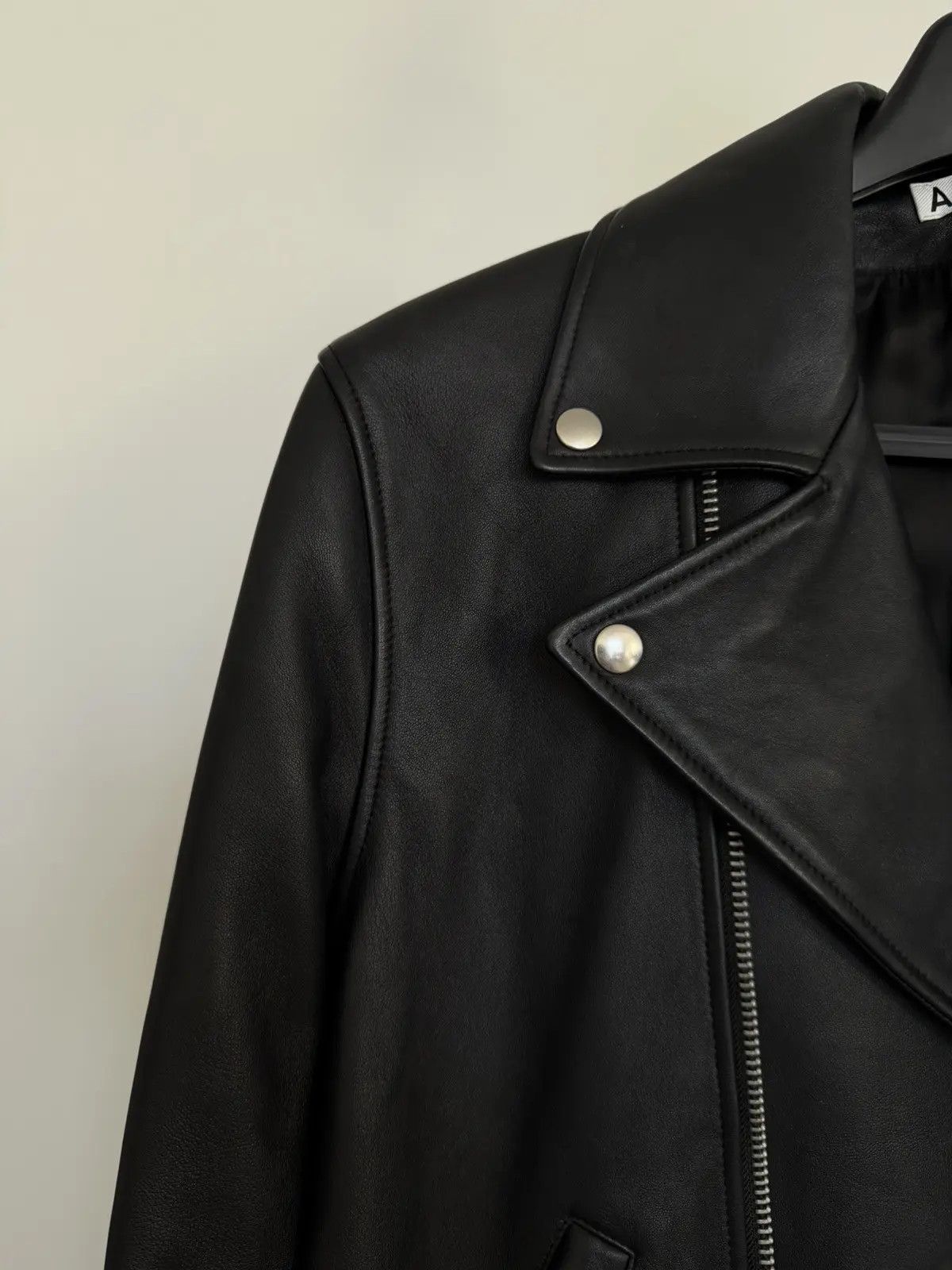 Acne Studios Acne Studios Leather Biker Jacket Mens Size US L / EU 52-54 / 3 - 9 Thumbnail