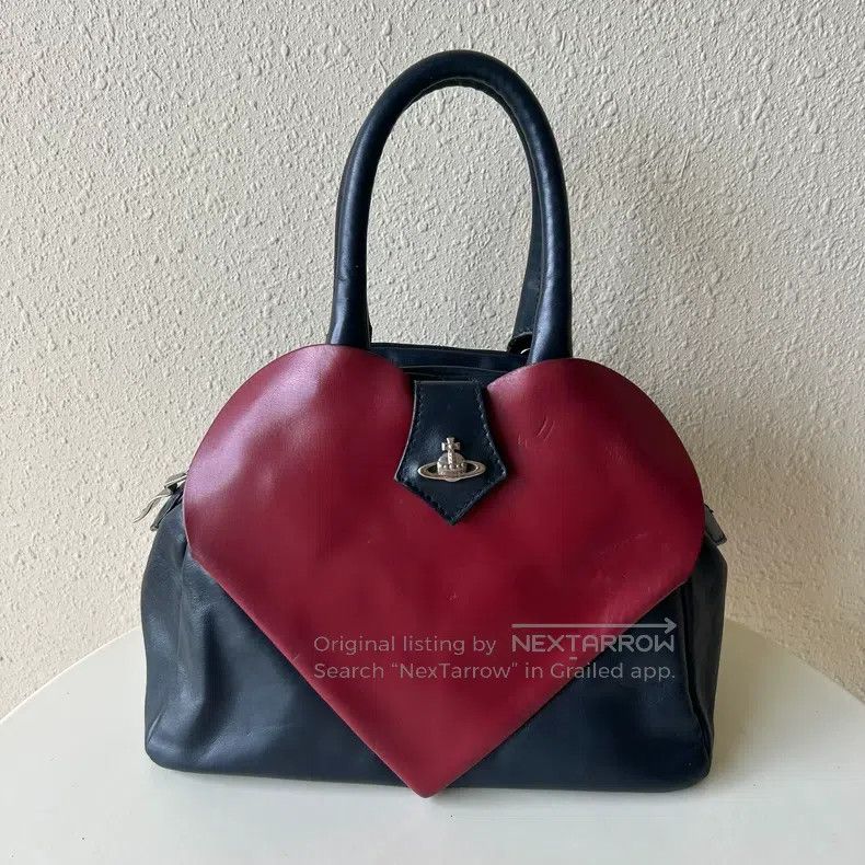 Vivienne Westwood Vivienne Westwood size os Heart bowling bag handbag crossbo Size ONE SIZE - 2 Thumbnail