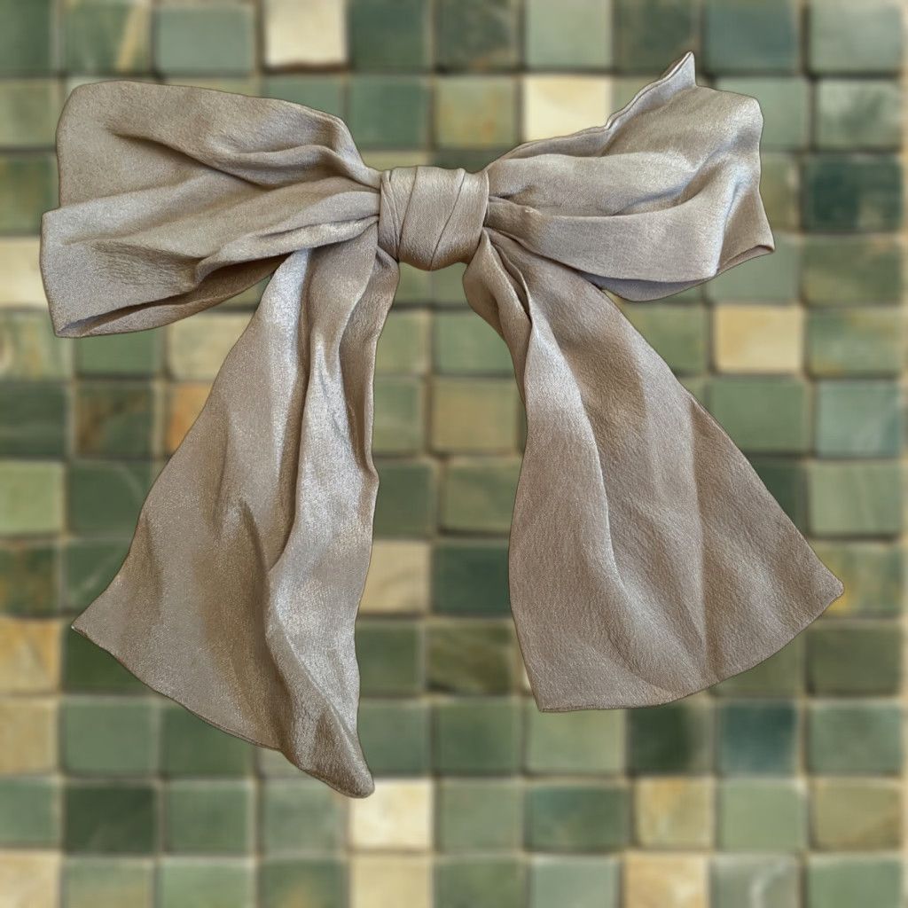 Liz Claiborne VINTAGE Liz Claiborne Silk Neck Bow Tie Pin Brooch Collar Accessories Preppy Women's Bow Pin Beige 90s Designer Multifunctional Size ONE SIZE - 1 Thumbnail