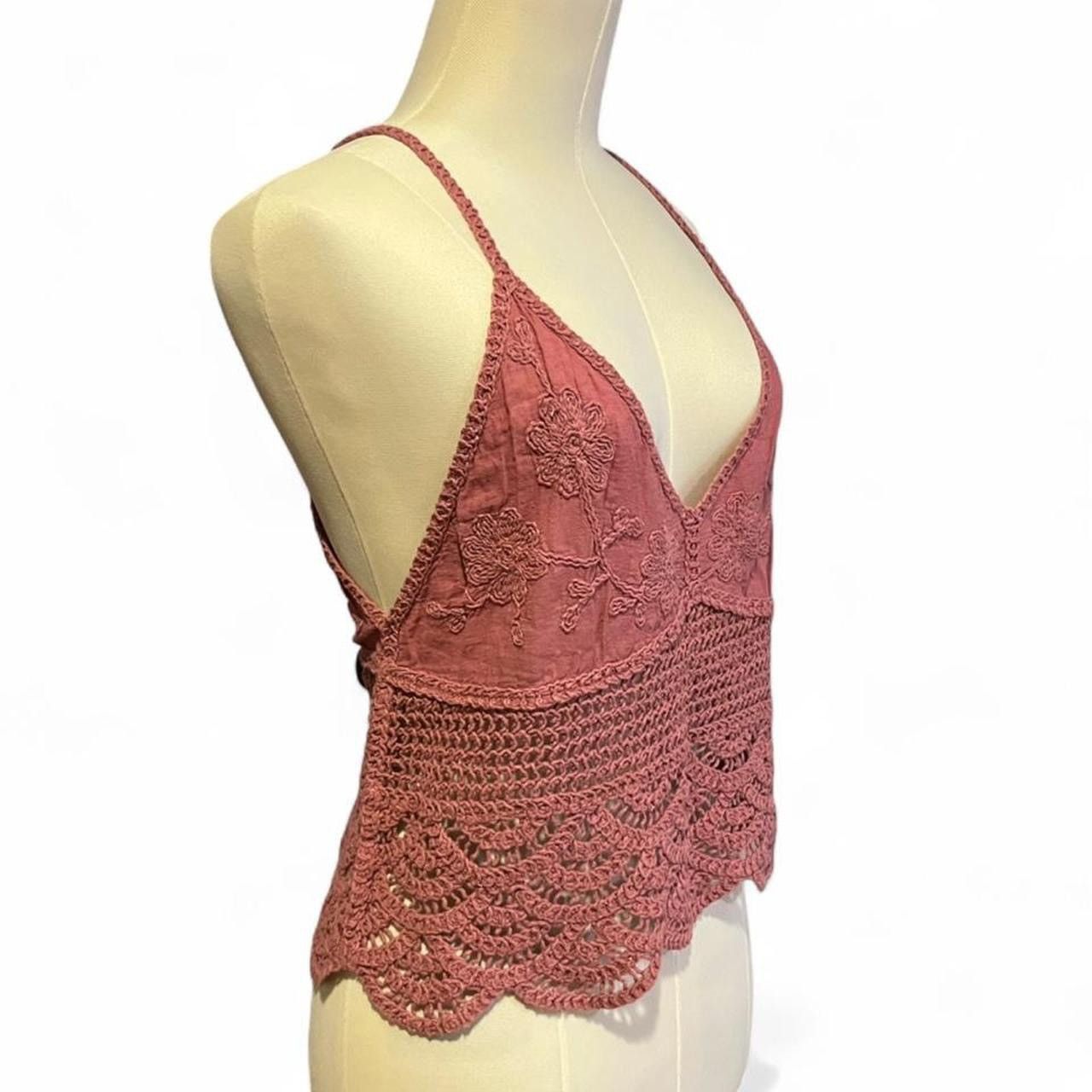 Other y2k cottage fairy pink crochet cami top w/ floral embroidery Size M / US 6-8 / IT 42-44 - 2 Thumbnail