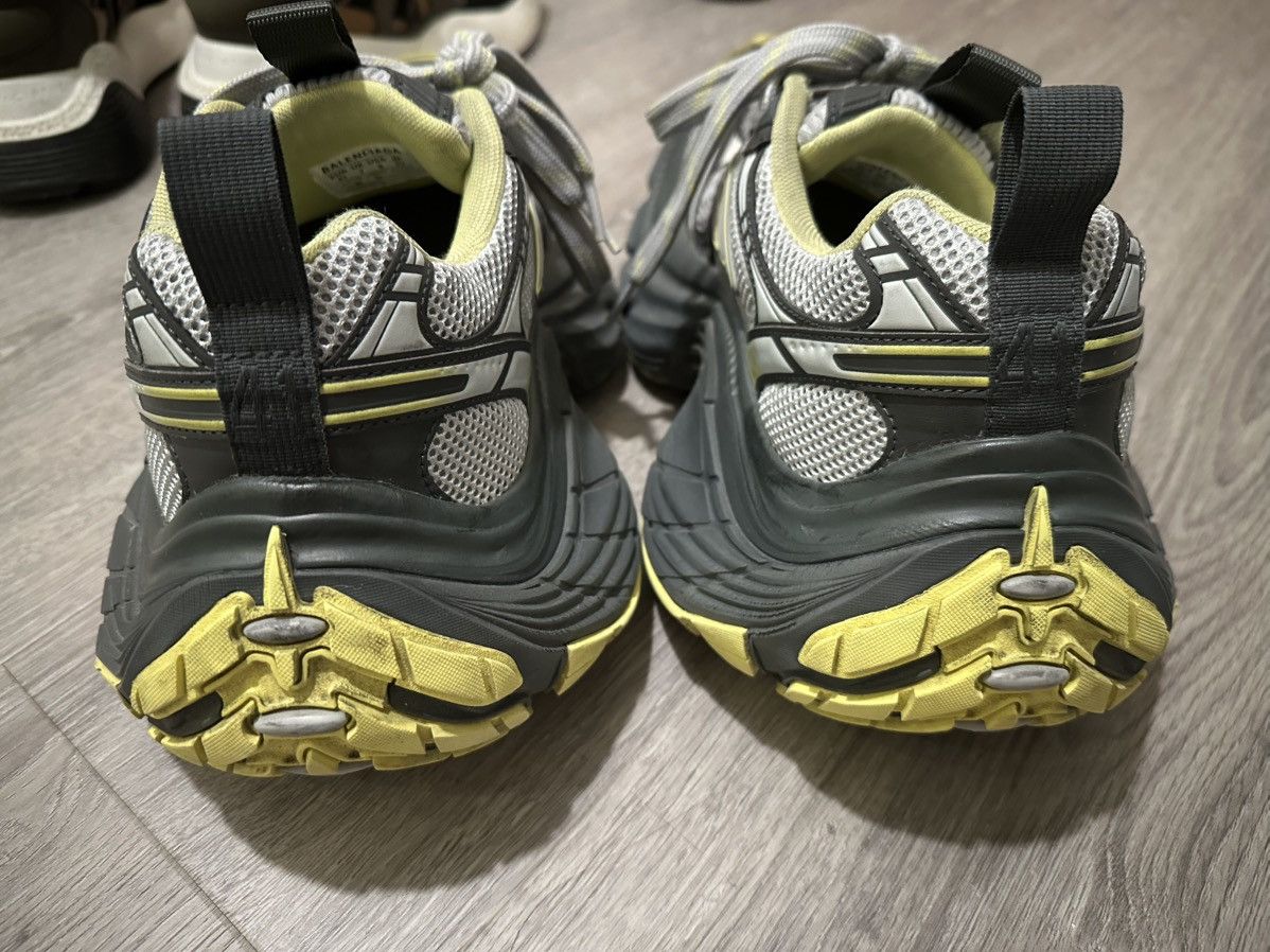 Balenciaga 10XL Gray/Yellow - Low Top Sneakers