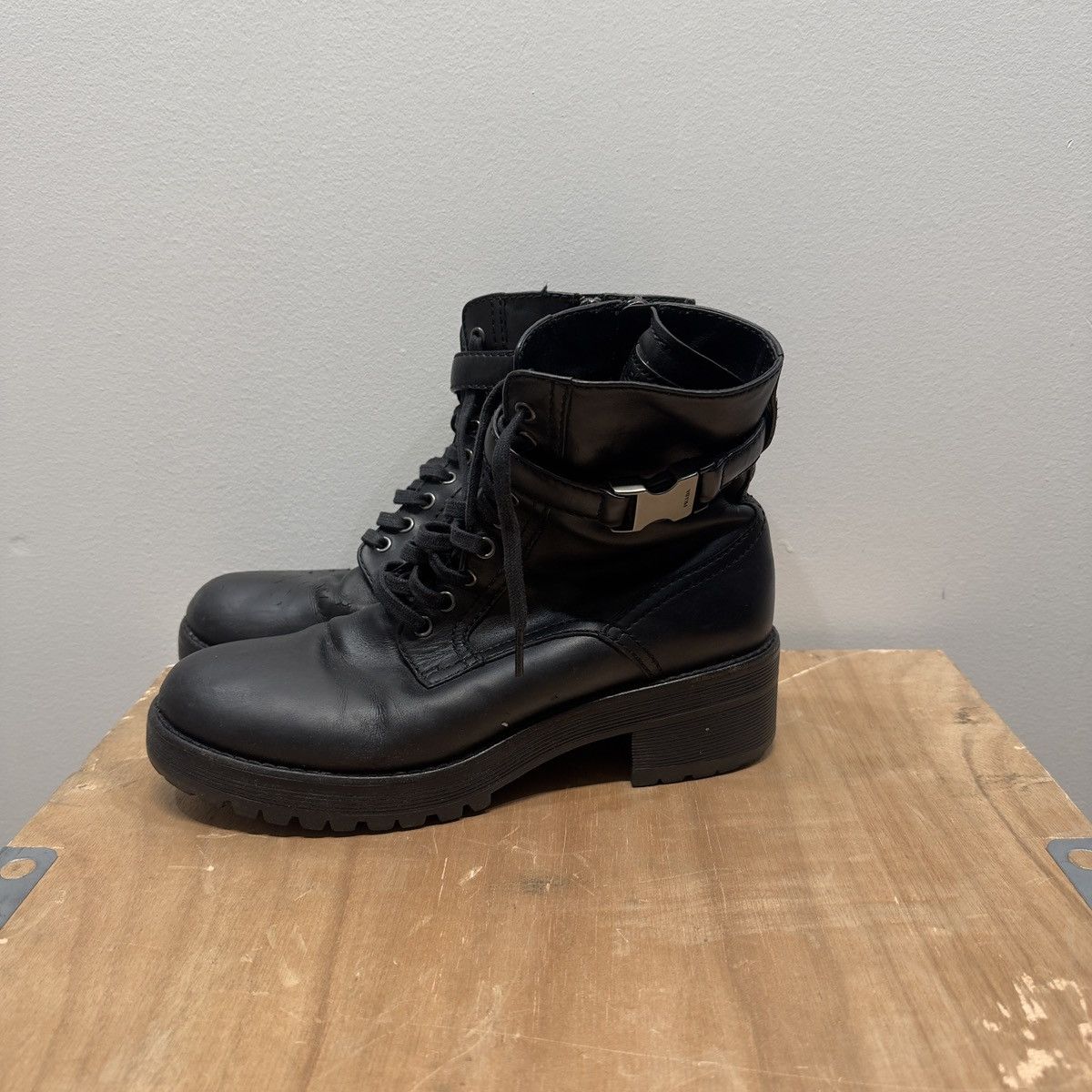 Prada Prada Sport Leather Buckle Combat Boots Distressed Size US 8 / EU 41 - 2 Thumbnail