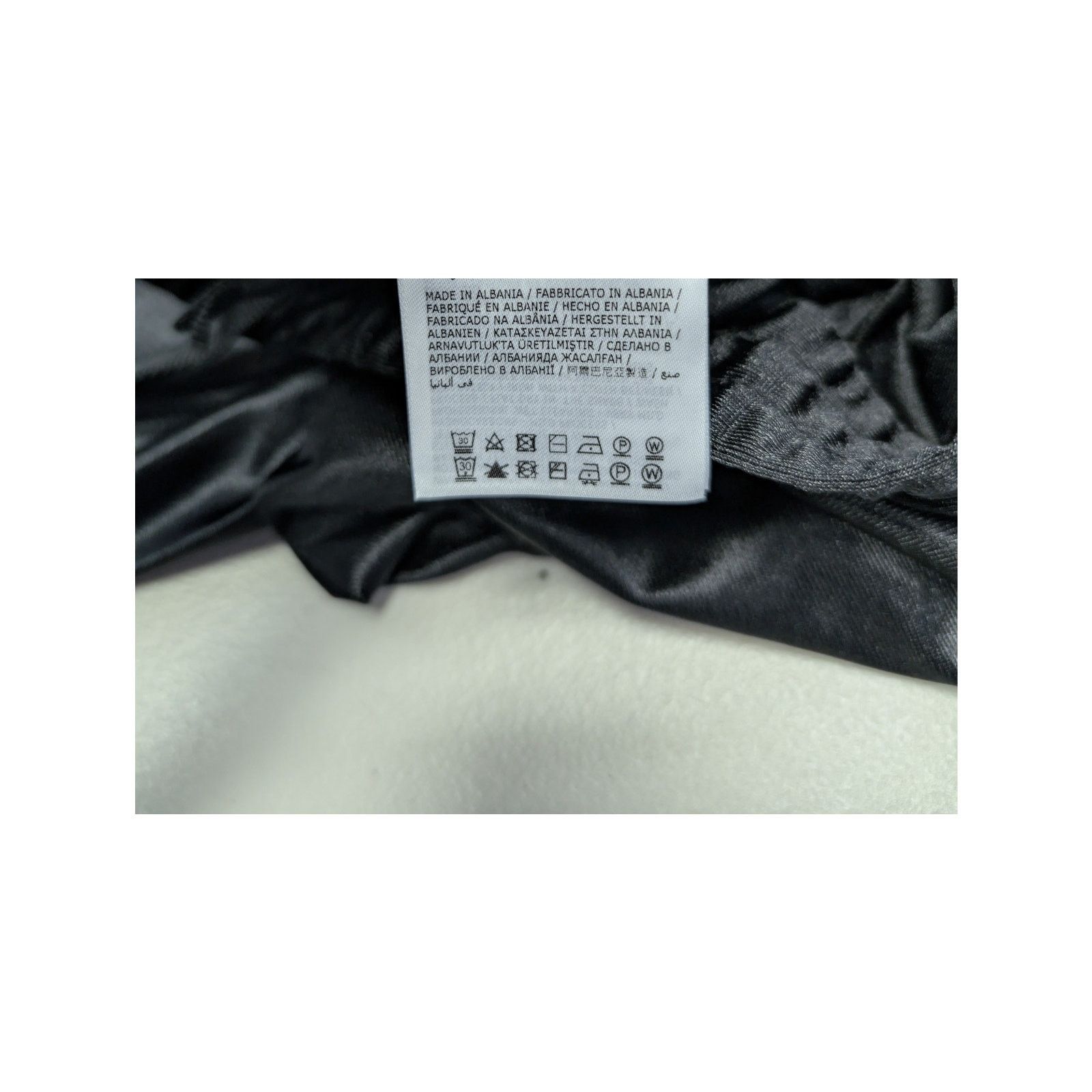 Moncler × Palm Angels o1rshd1 Shiny Track Pants in Black Size US 30 / EU 46 - 18 Thumbnail