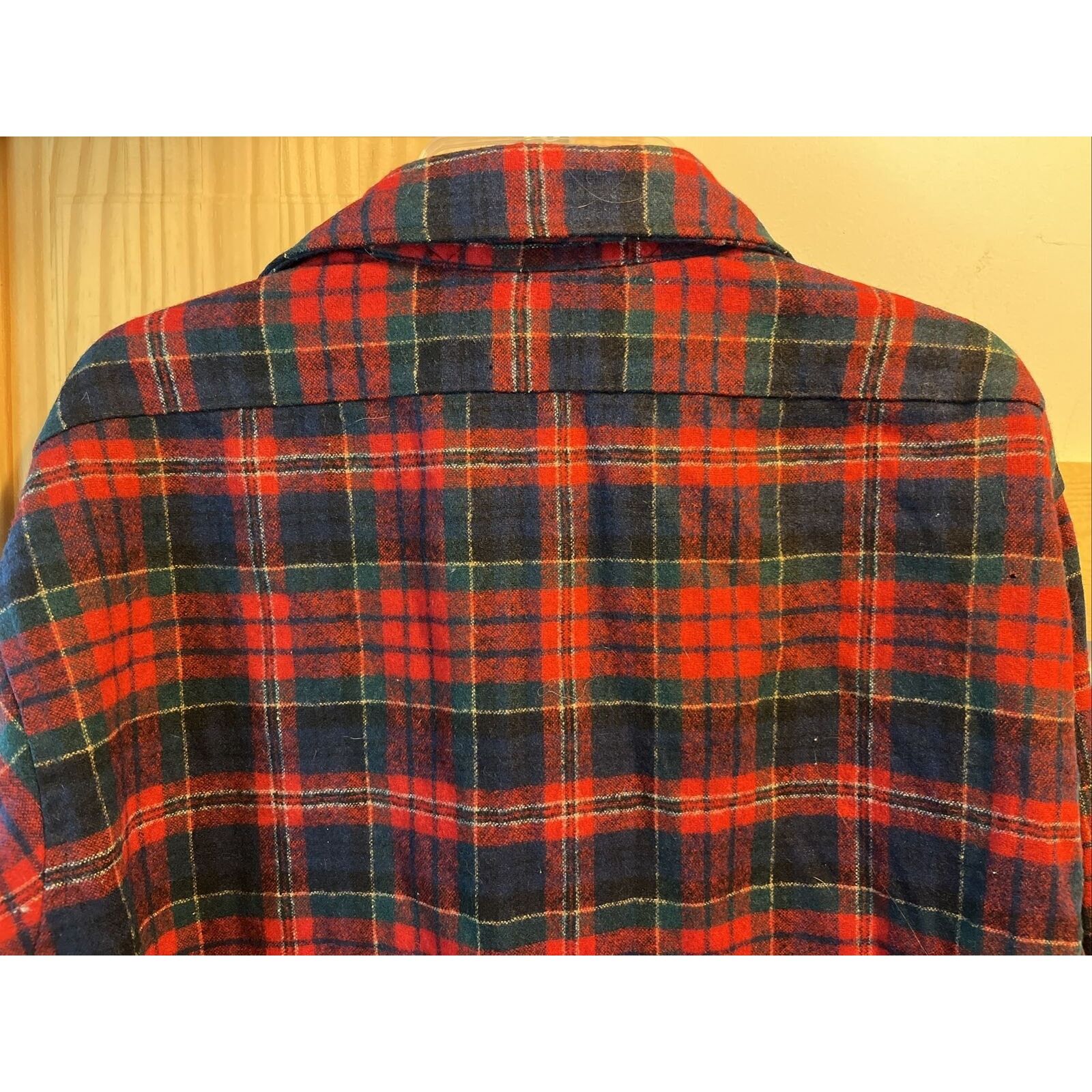 Pendleton Pendleton Vintage Men’s M Red Plaid LS Button Wool Flannel Size US M / EU 48-50 / 2 - 11 Thumbnail