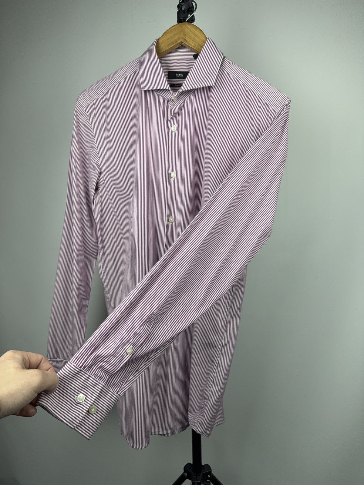 Hugo Boss Luxury BOSS Hugo Boss Slim Fit Striped Dress Shirt 42 16/1/2 Size US L / EU 52-54 / 3 - 6 Thumbnail