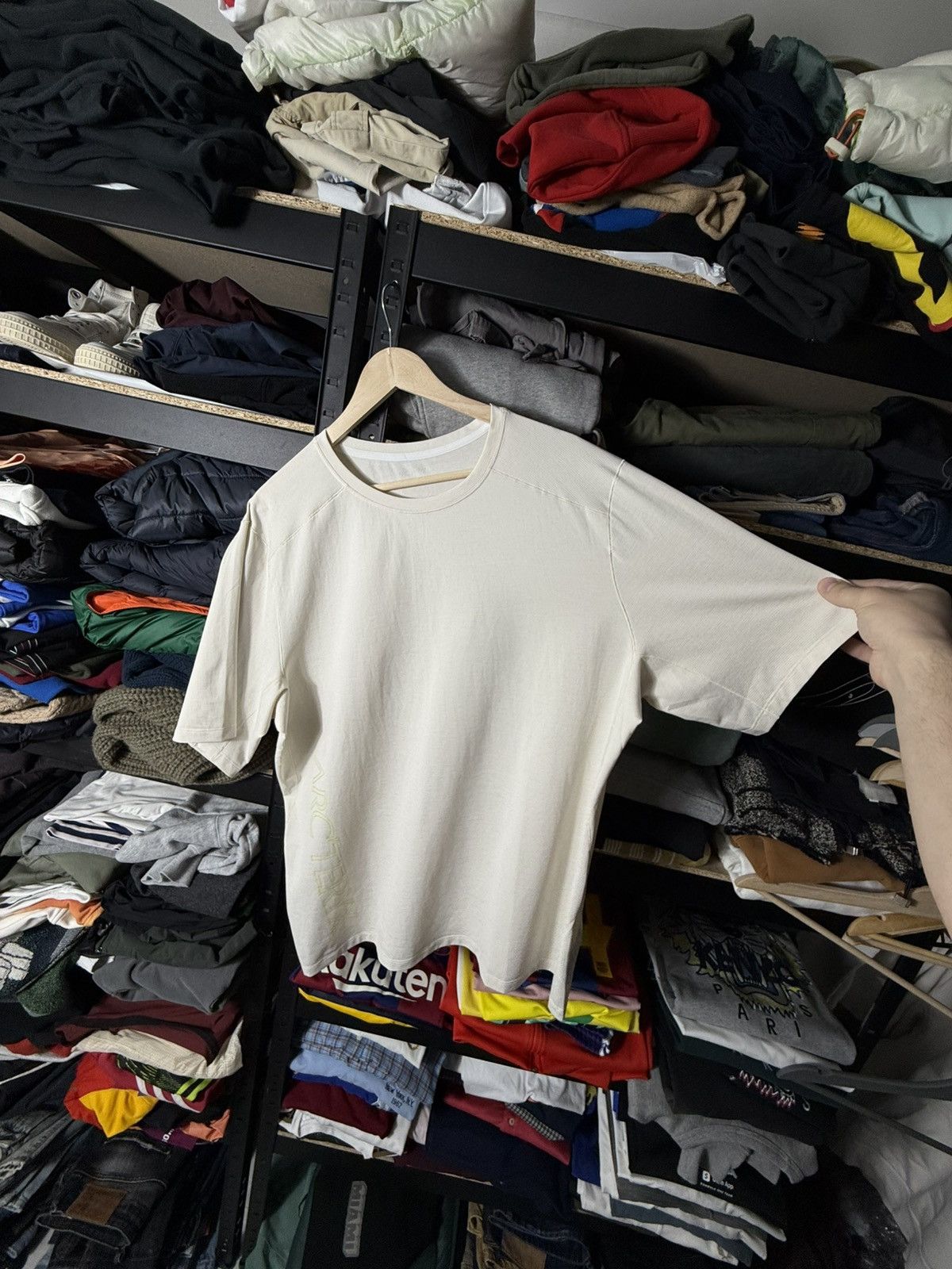 Arc'teryx Arc’teryx T Shirt Beige Technical Lightweight Logo Outdoor Size US XL / EU 56 / 4 - 3 Thumbnail
