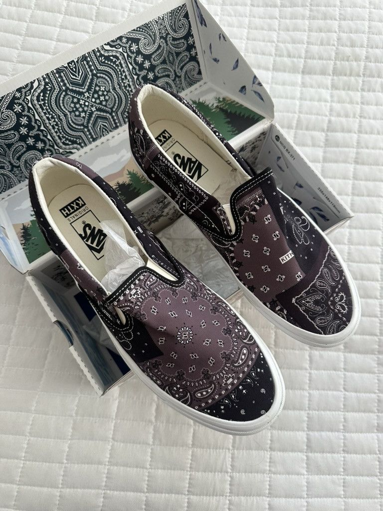 Kith × Vans KITH VANS OG CLASSIC SLIP ON 10TH BANDANA MOONLESS NGHT Size US 11.5 / EU 44-45 - 1 Thumbnail