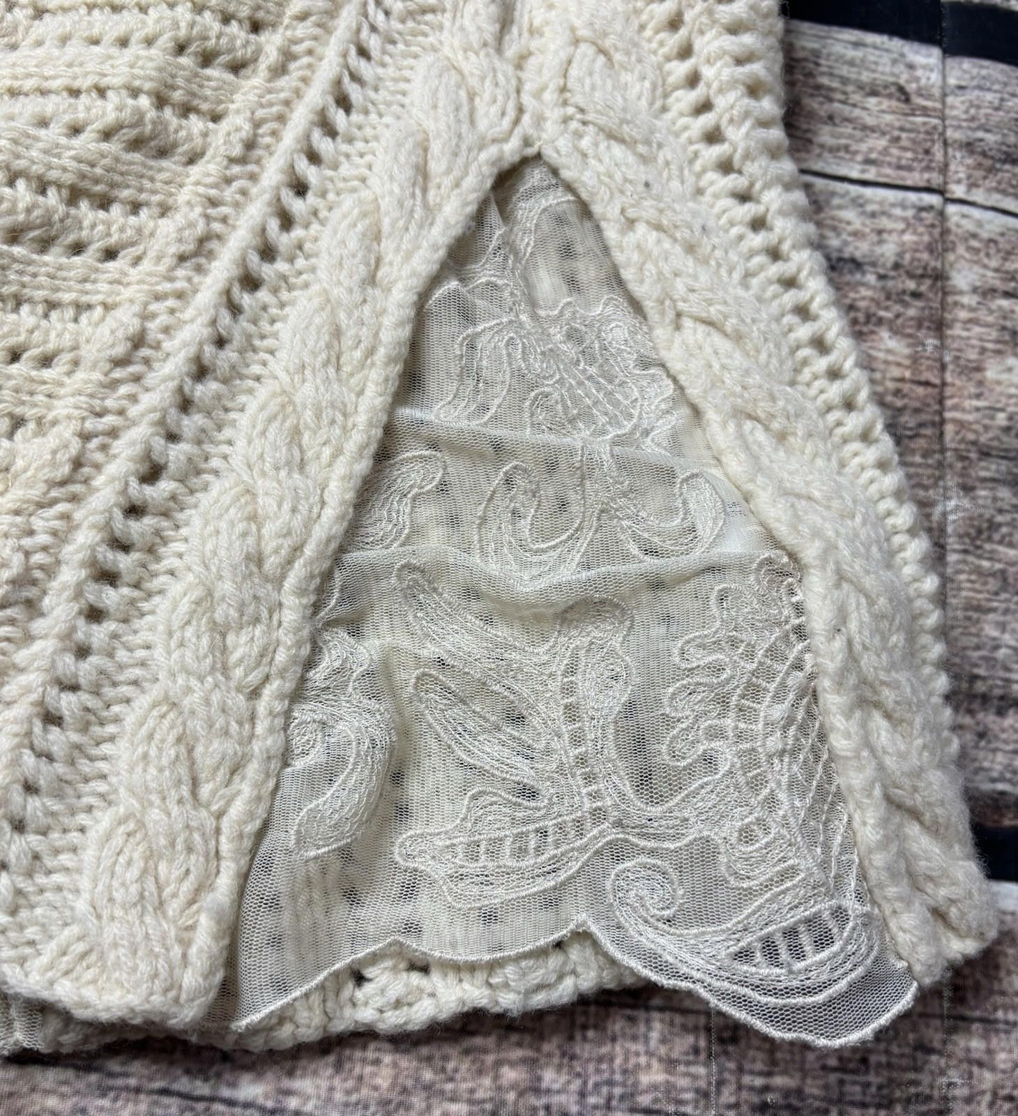 Anthropologie Guinevere Anthropologie Womens S Ivory Lambswool Cashmere Size S / US 4 / IT 40 - 6 Thumbnail