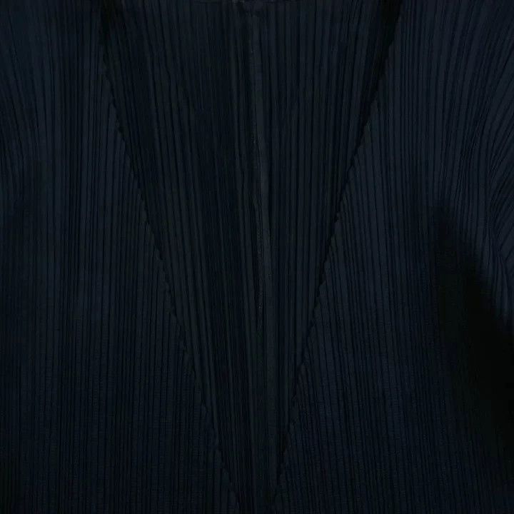 Issey Miyake Issey Miyake size；3 Black pleated cardigan Size XS / US 0-2 / IT 36-38 - 3 Thumbnail