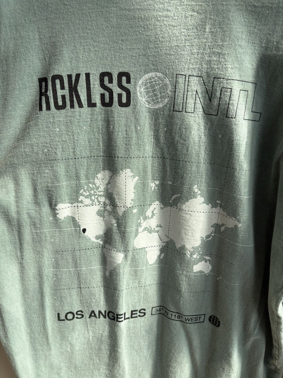 Young And Reckless Streetwear Hype Young and Reckless Long Sleeve T-shirt Size US L / EU 52-54 / 3 - 8 Thumbnail