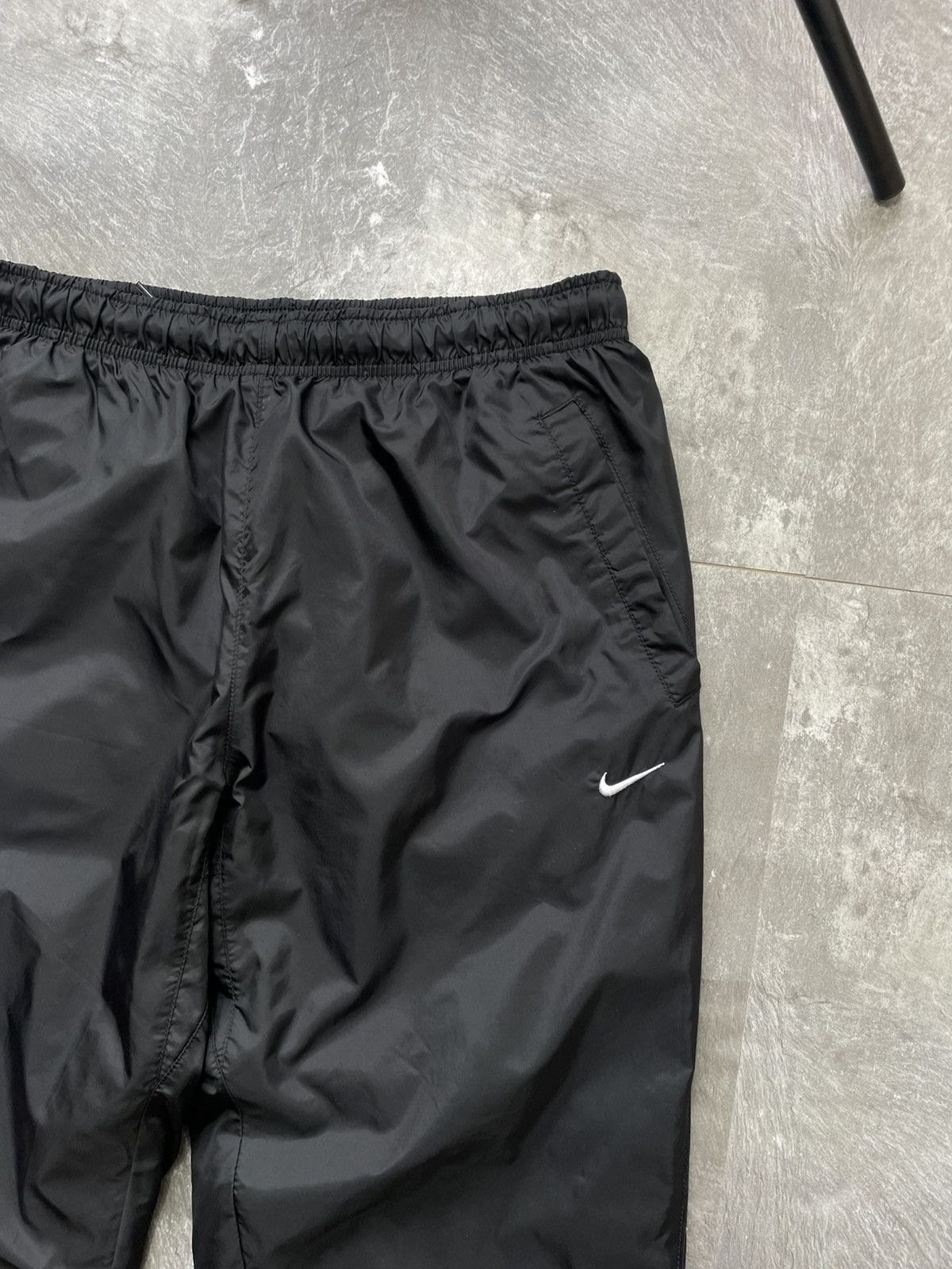 Nike Nike Baggy Vintage Y2K Nylon Track Pants Joggers Hype M Size US 32 / EU 48 - 2 Thumbnail