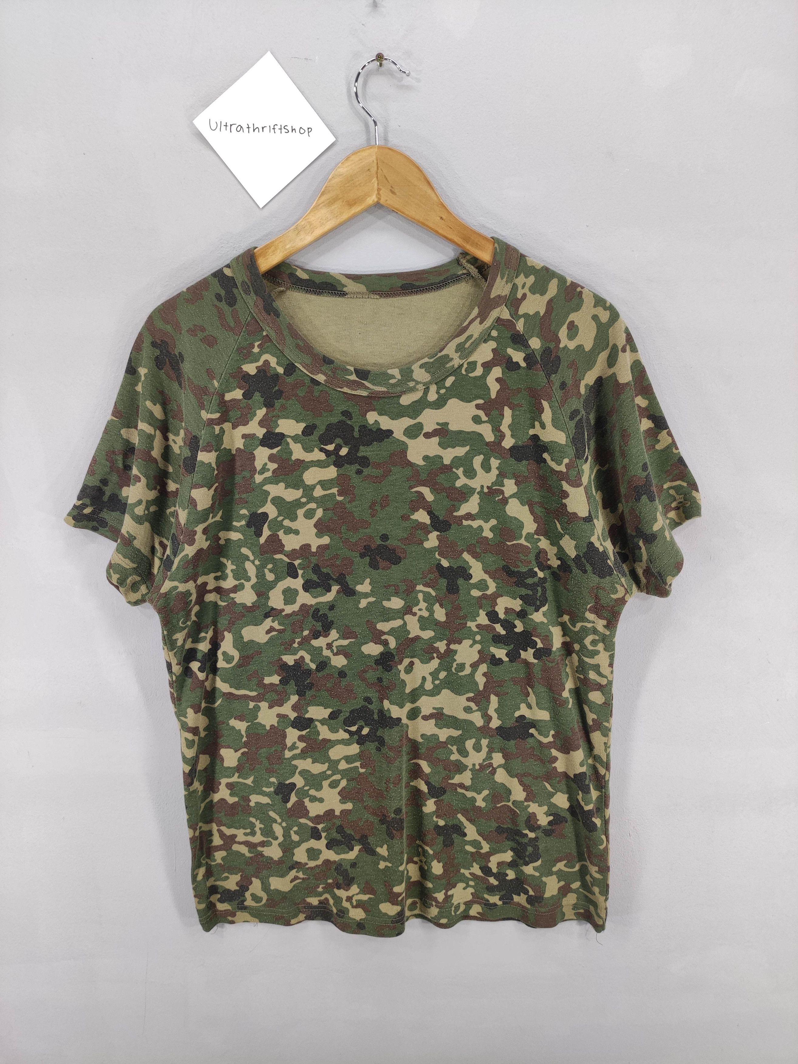 Vintage Vintage Army Camo Tee Tshirt Size US M / EU 48-50 / 2 - 1 Thumbnail