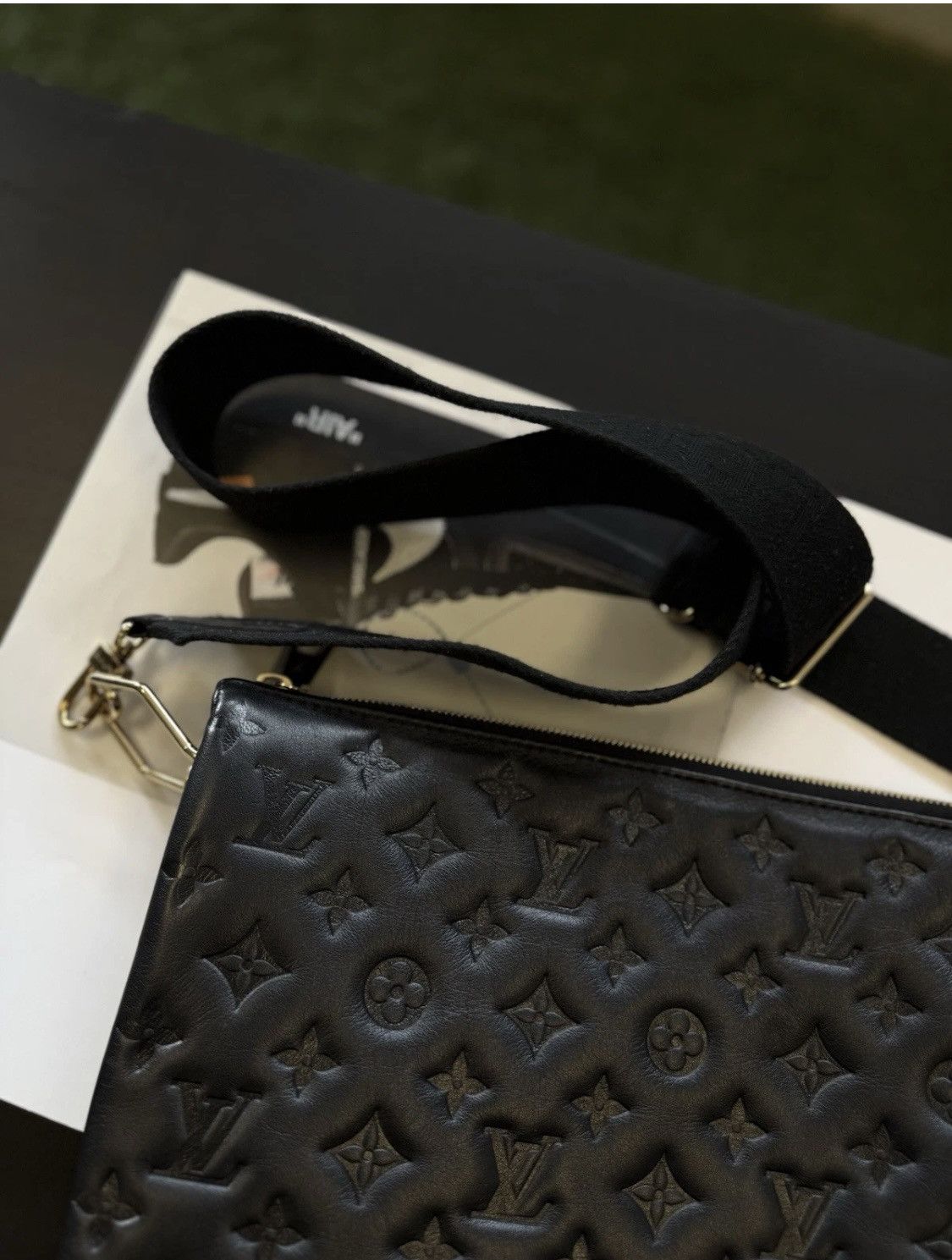 Louis Vuitton Louis Vuitton Coussin MM Shoulder Bag Monogram Size ONE SIZE - 9 Thumbnail