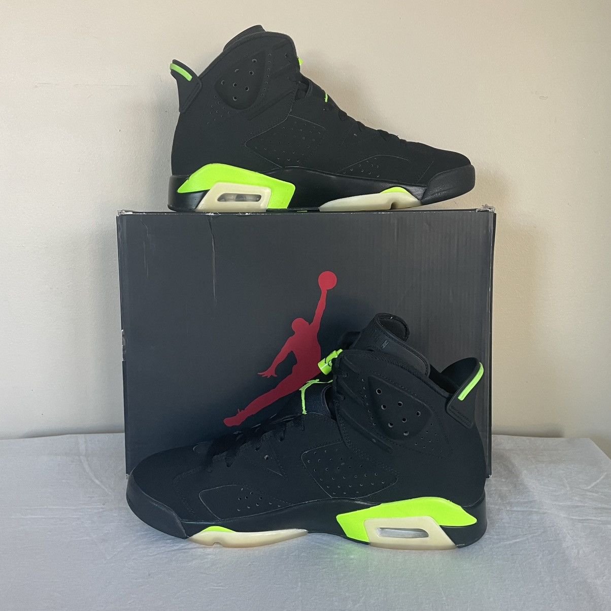 Jordan Brand × Nike Nike Air Jordan 6 Retro Electric Green Mens US Size 12 Size US 12 / EU 45 - 2 Thumbnail