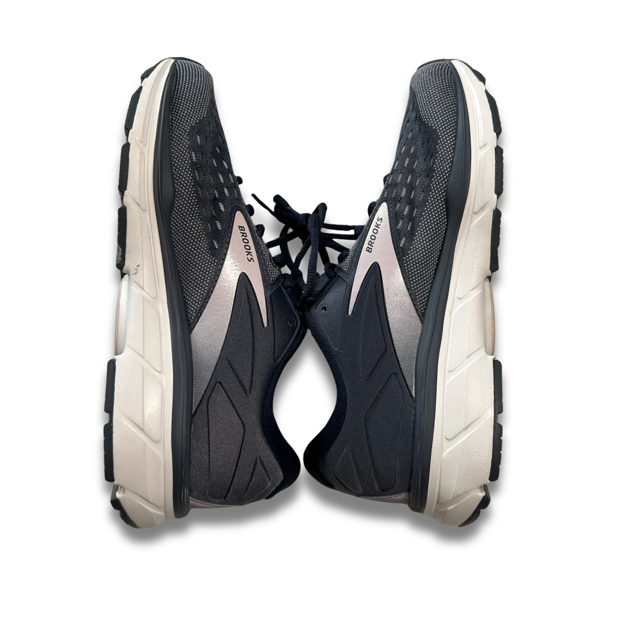 Brooks Brooks Dyad 11 Running Shoes Size 8.5 Black & Gray Lightweig Size US 8.5 / IT 38.5 - 4 Thumbnail