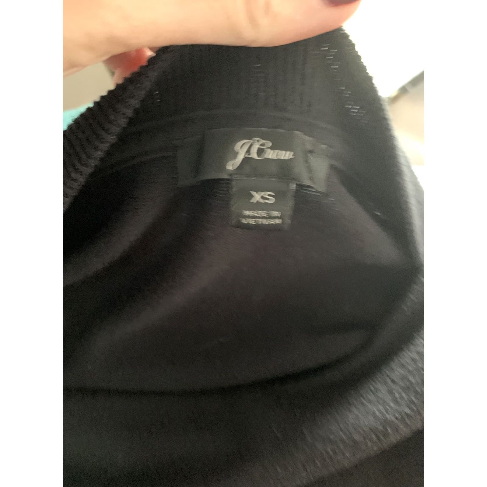 J.Crew J.CREW Women’s XS Boat Neck Pullover Knit Sweater Top Button Accent Black Top Sweater Women's XS Boat Neck Knit Pullover Button Accent Size XS / US 0-2 / IT 36-38 - 7 Thumbnail