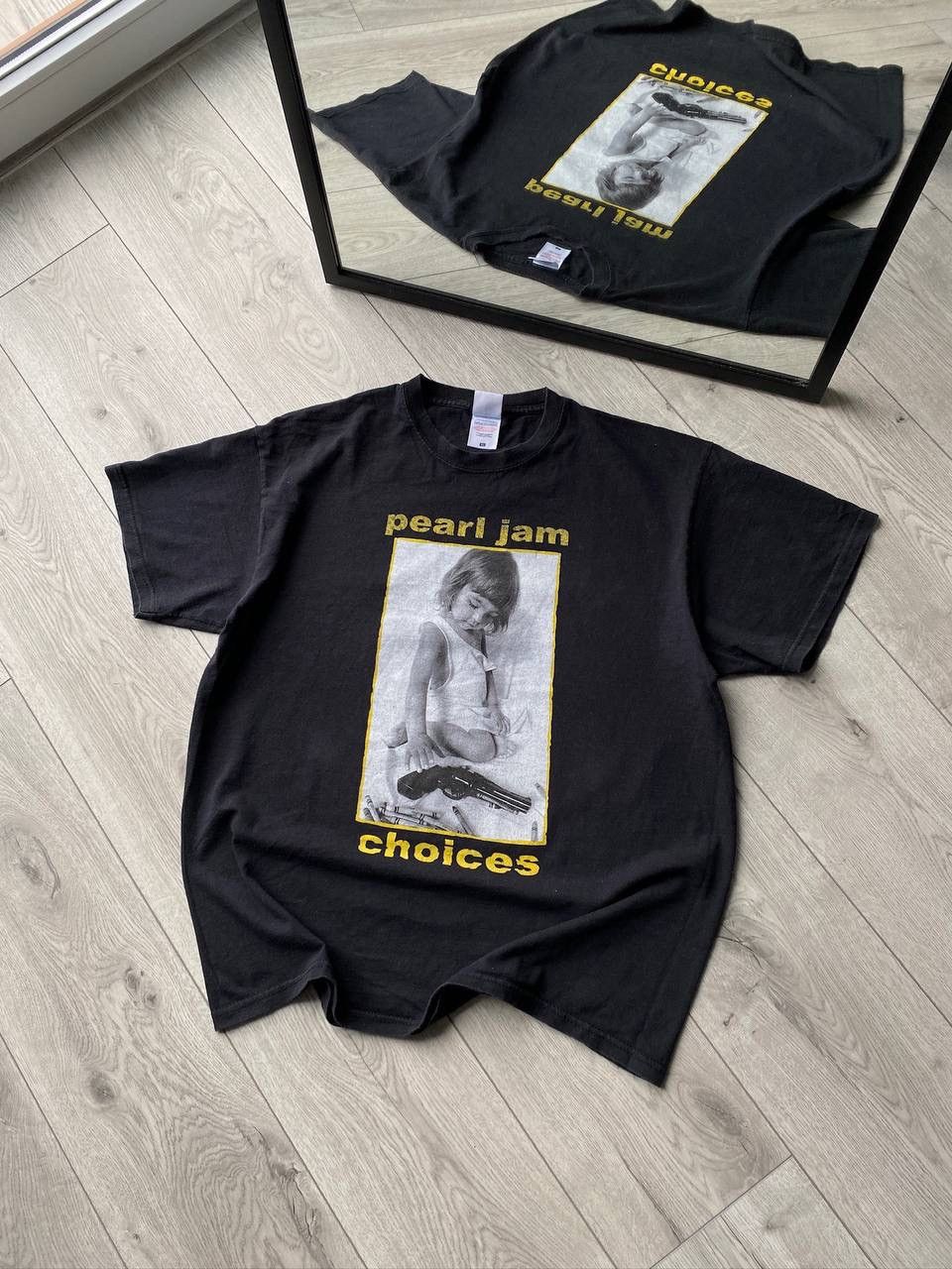 Vintage Pearl Jam Kids Prefer Guns T-shirt