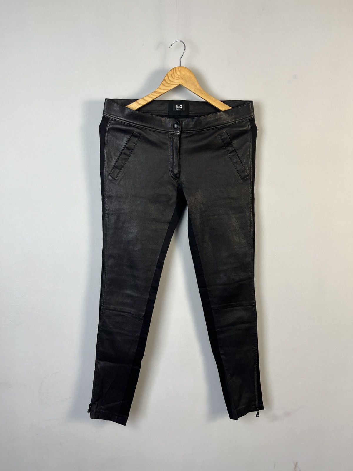 Dolce & Gabbana Dolce & Gabbana D&G Luxury Faux Leather Pants Trousers Size 30" / US 8 / IT 44 - 1 Thumbnail